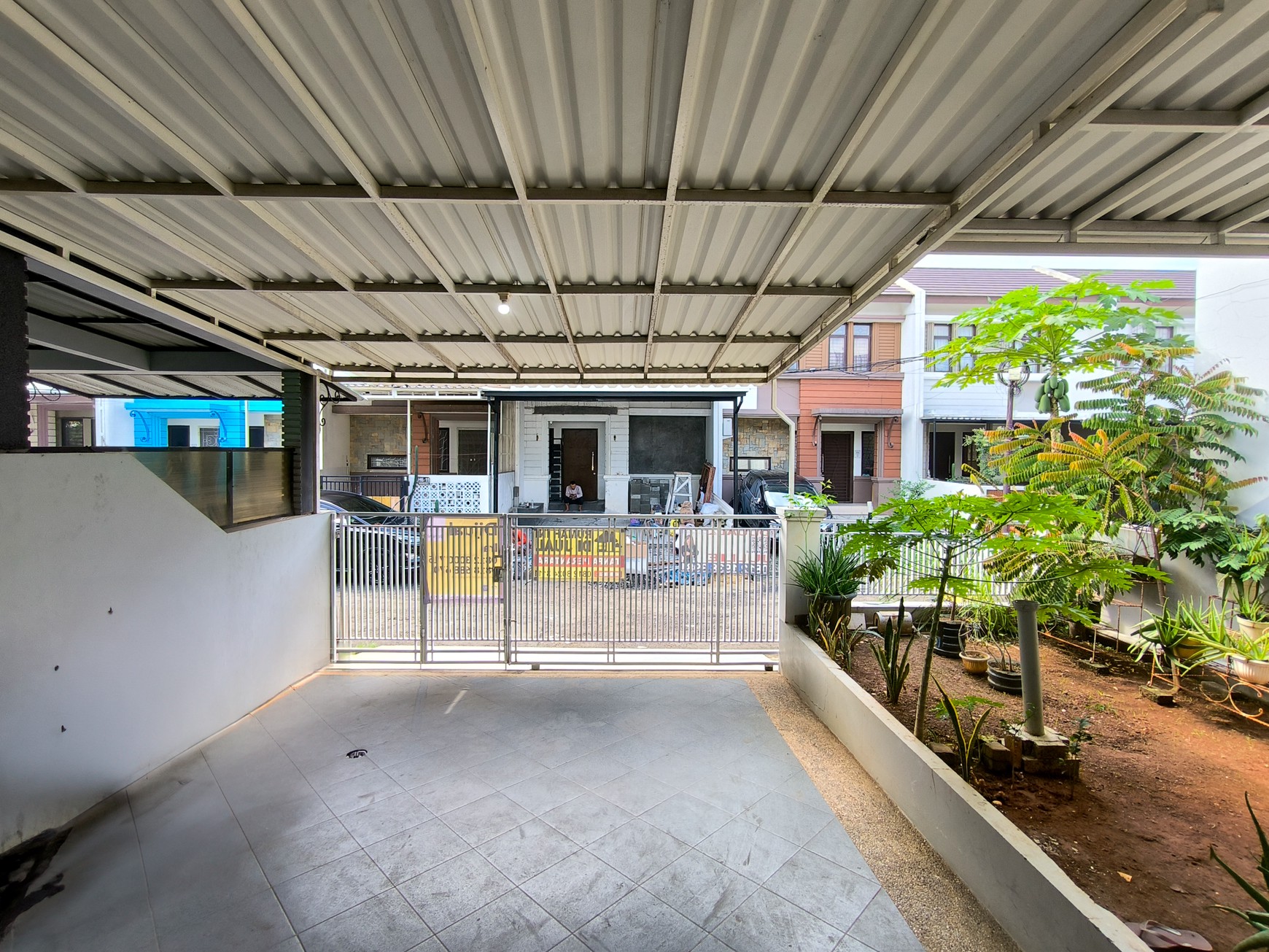 Rumah Secondary Bagus 2 Lantai Di Bsd Nusaloka Tangerang.