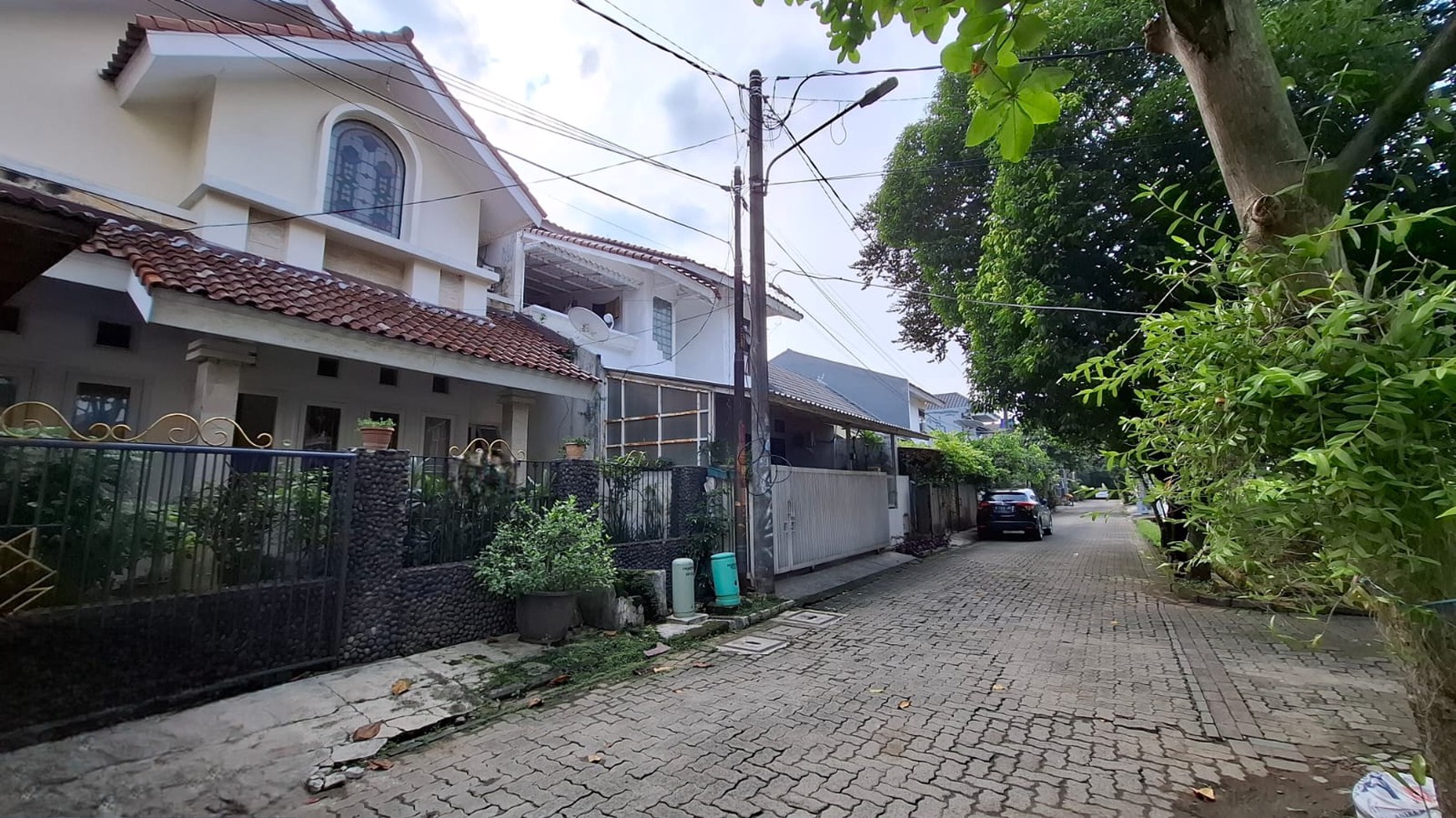 Rumah Bagus Di Puri Flamboyan, Jl Flamboyan Citra Ciputat Tangerang Selatan