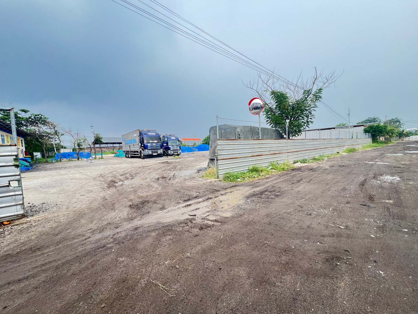 JUAL CEPAT Tanah dan Gudang (Ex. Bengkel) Kawasan Industri Raya Gilang Sidoarjo
