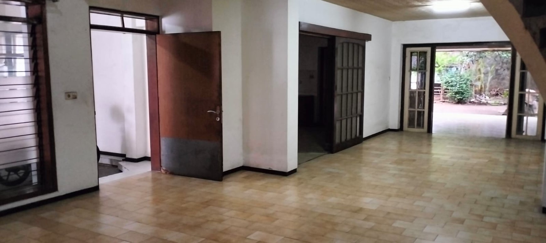 DIJUAL/DISEWAKAN Rumah Komersial Jl. Imam Bonjol
