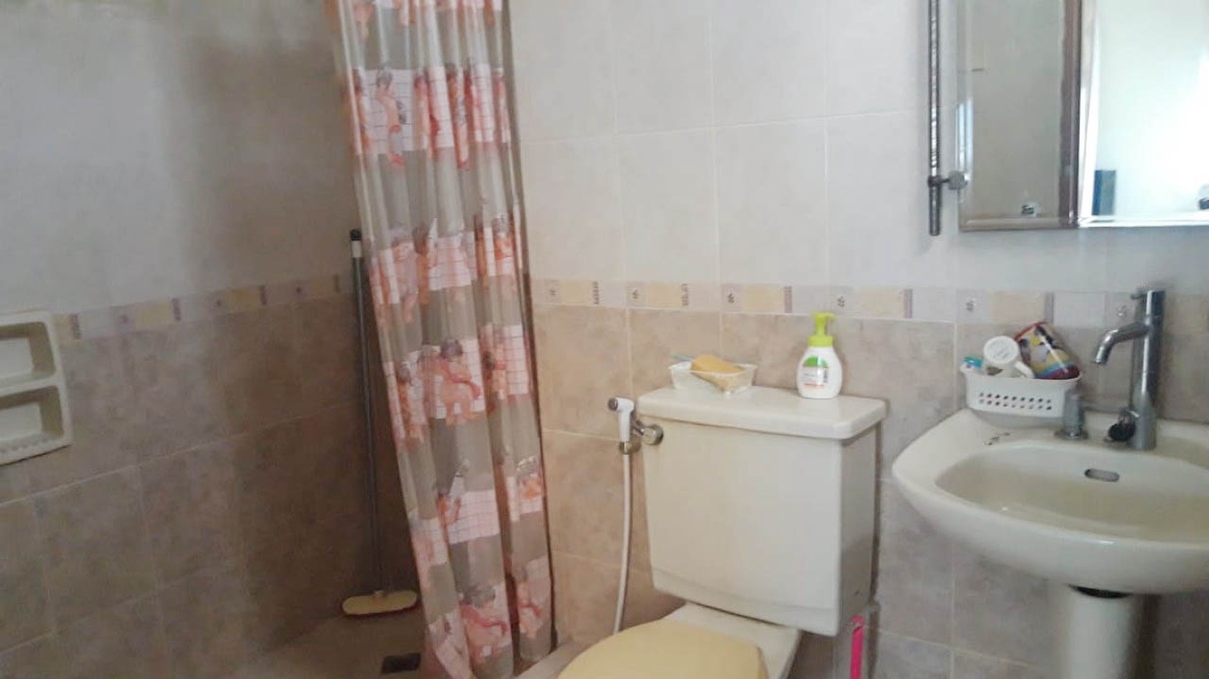 Apartemen Mangga Dua Court Twr East, Luas 180m2