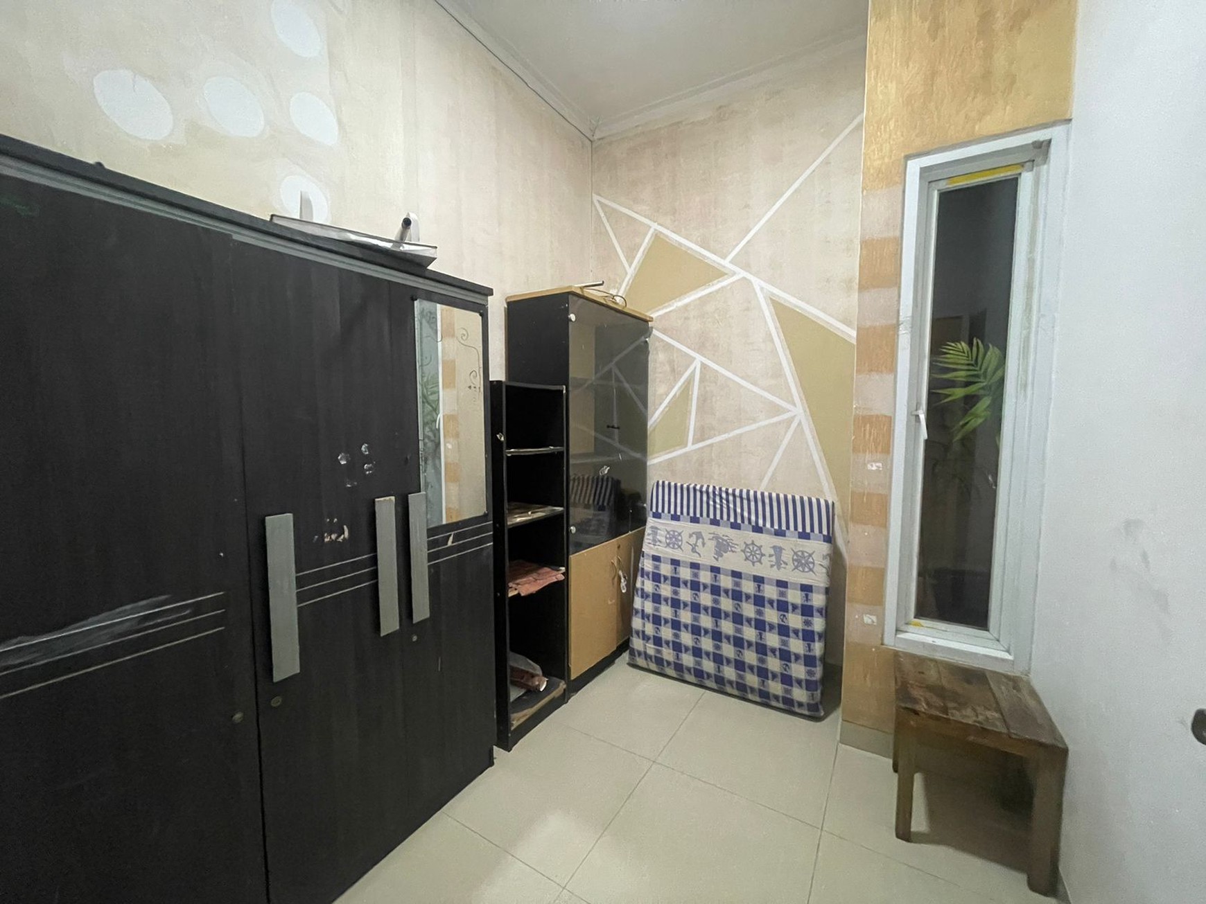 Rumah siap huni di Kota WisataLT 180LB 4504KT5KMRangka baja ringan