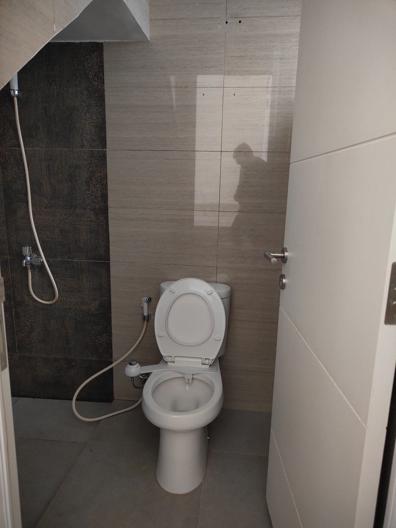 RUMAH MINIMALIS 2 LANTAI SIAP HUNI DI CITRA GRAN CIBUBUR