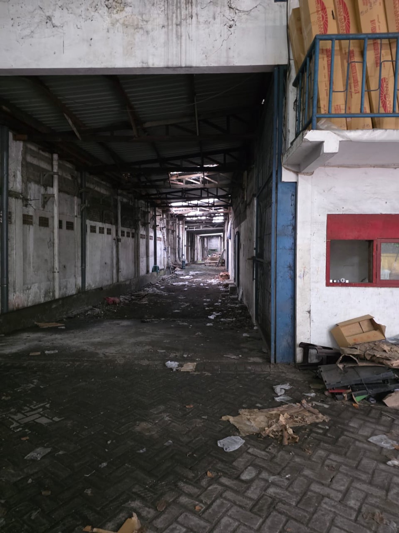 Jual Cepat Gudang Di Raya Brigjen Katamso Waru Sidoarjo. 