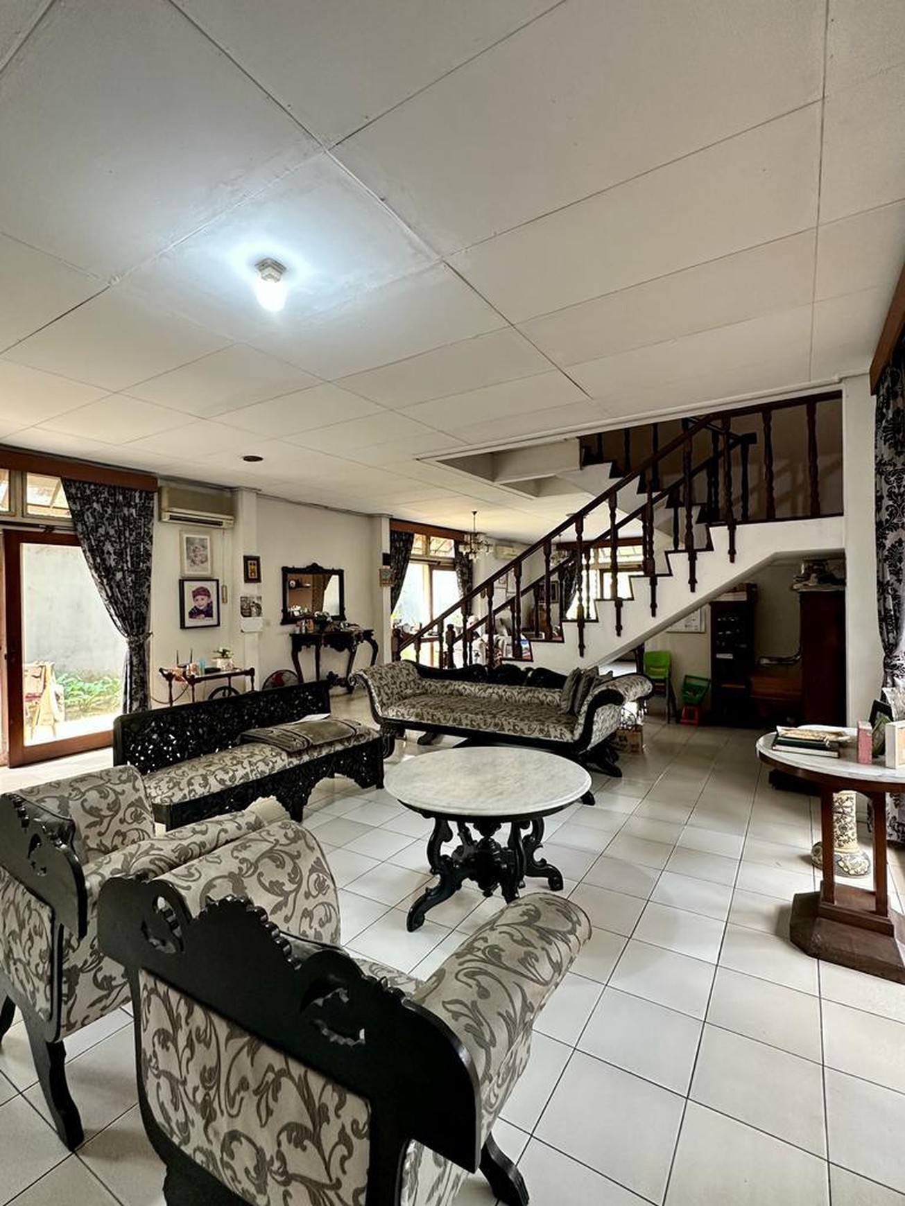Di jual Rumah Lama di Jl H.Nawi 1 Gandaria Selatan - Jaksel