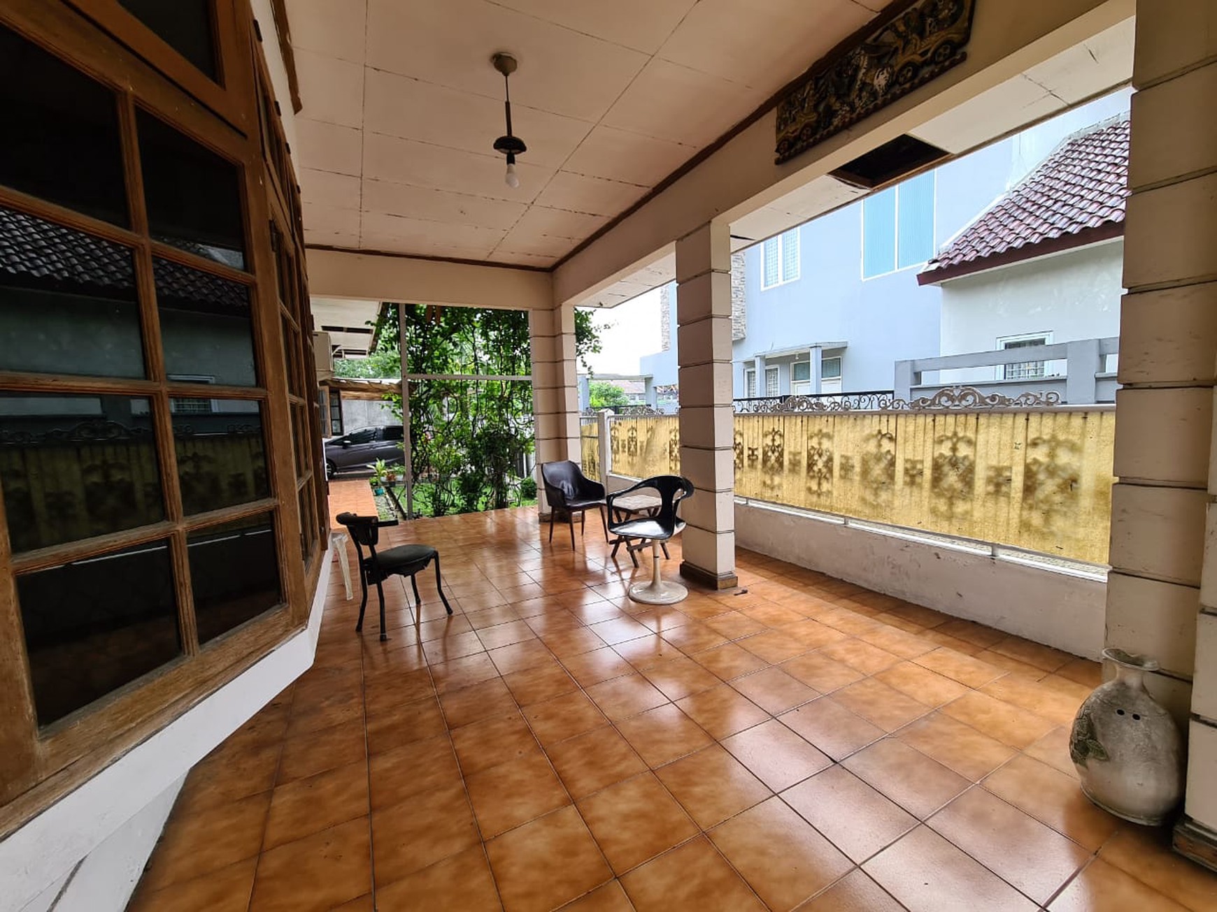 Rumah Nyaman di Cinere Bangunan 1 Lantai dengan Halaman Luas