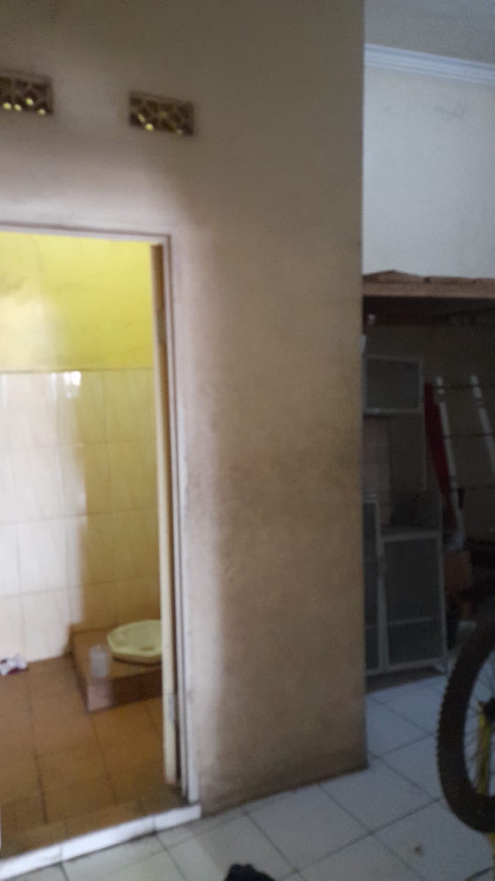 JUAL RUKO 2.5 LANTAI LOKASI STRATEGIS DI JALAN JALAN UTAMA SOREANG-CIWIDEY COCOK UNTUK TEMPAT USAHA