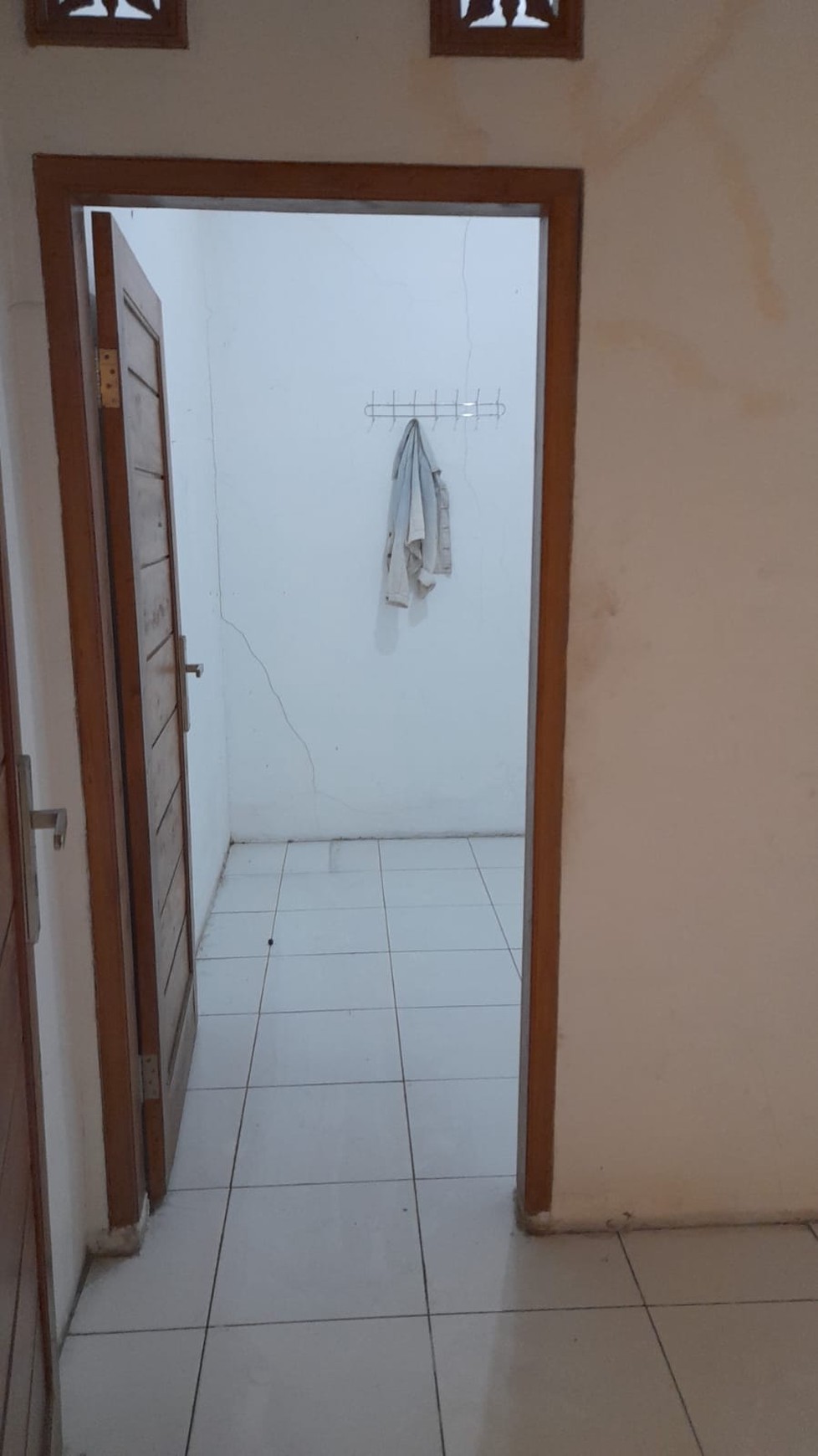 JUAL RUKO 2.5 LANTAI LOKASI STRATEGIS DI JALAN JALAN UTAMA SOREANG-CIWIDEY COCOK UNTUK TEMPAT USAHA