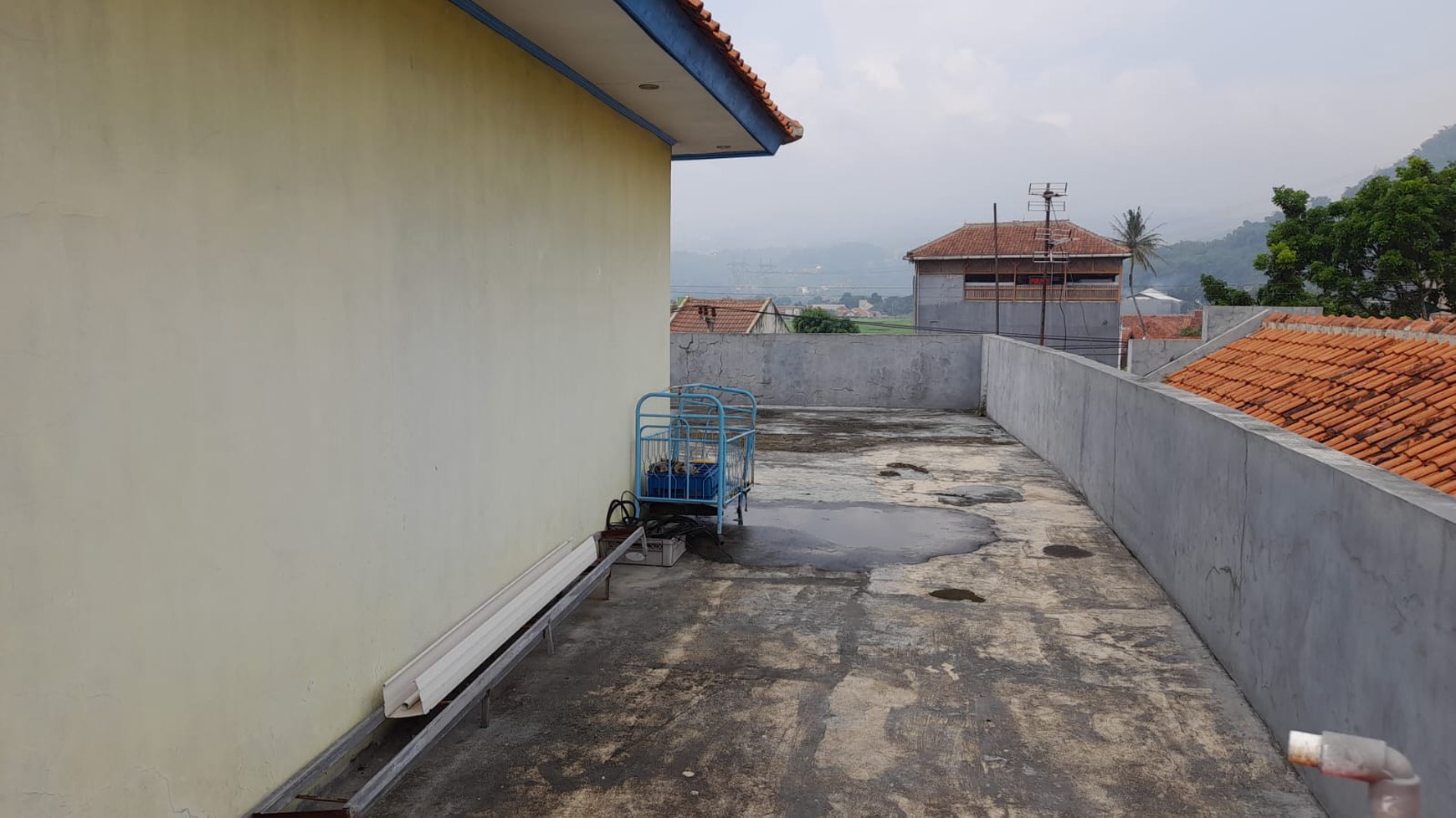 JUAL RUKO 2.5 LANTAI LOKASI STRATEGIS DI JALAN JALAN UTAMA SOREANG-CIWIDEY COCOK UNTUK TEMPAT USAHA