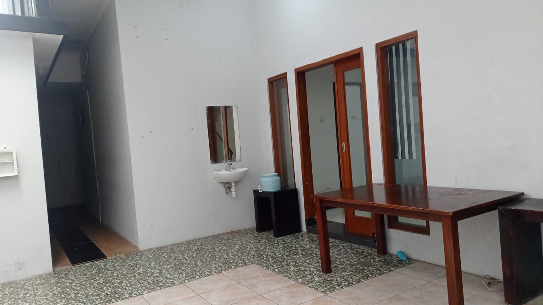 Disewakan Rumah Tinggal Semi Furnish di Perum Jalan Palagan km11 Ngaglik Sleman