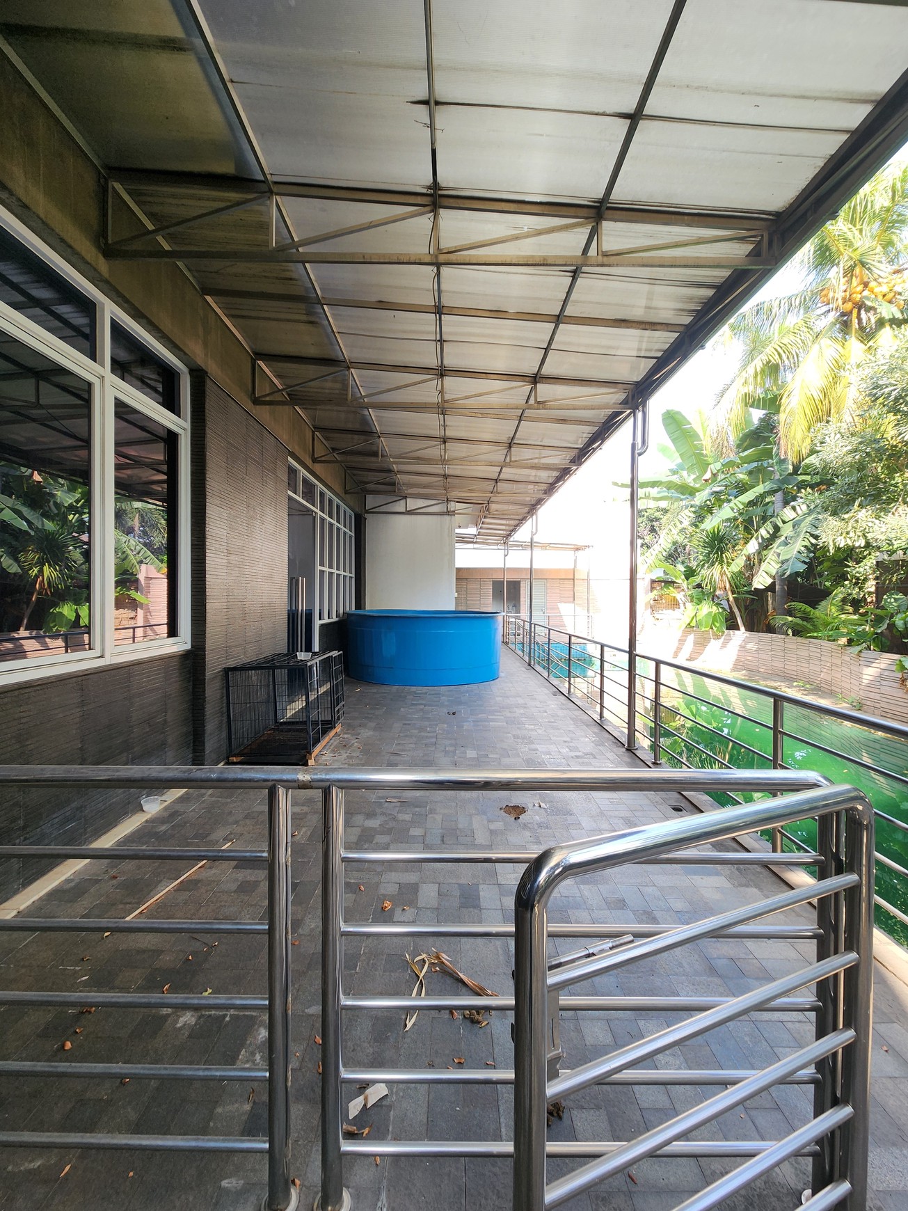 DIJUAL RUMAH 2 LANTAI SUPER LUAS DI KINTAMANI RAYA - KELAPA GADING BARAT, JAKARTA UTARA