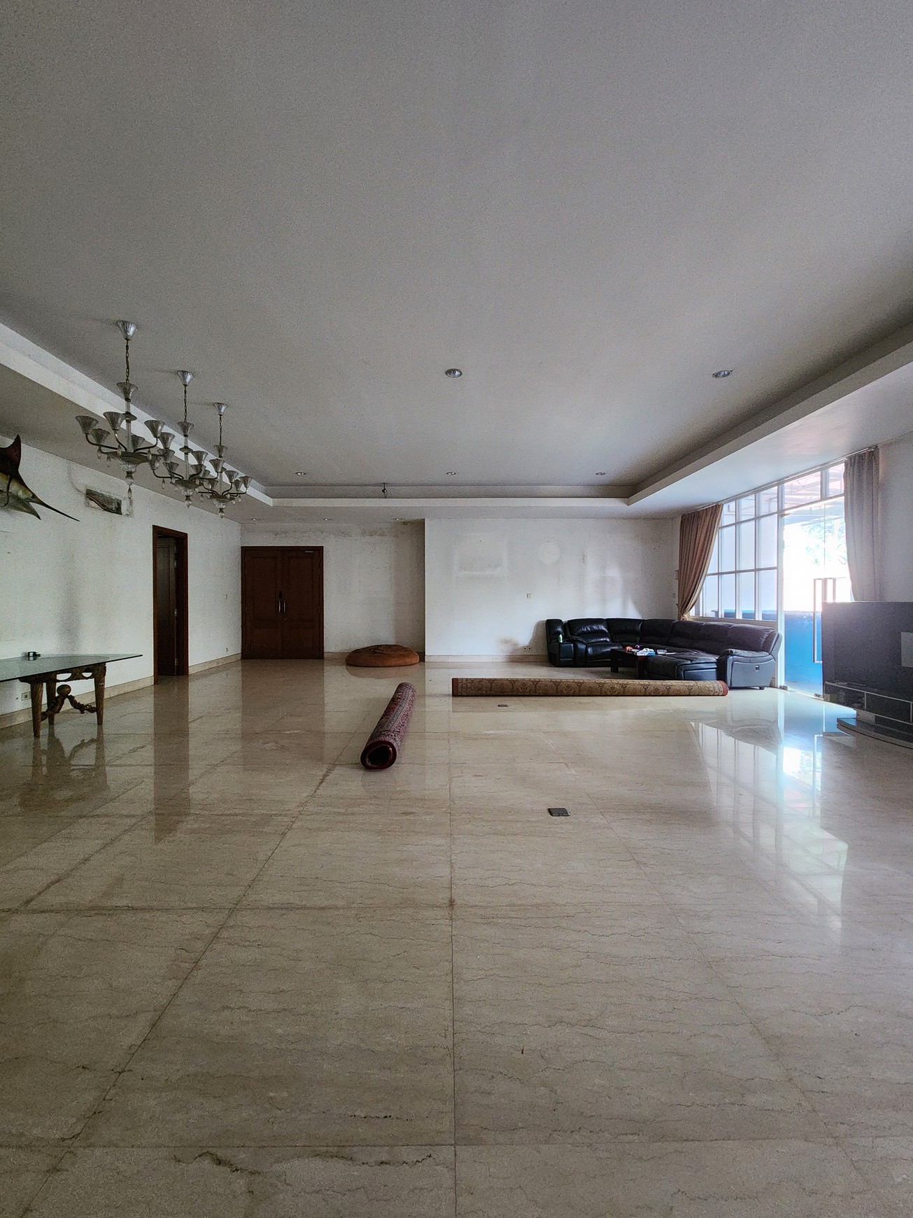 DIJUAL RUMAH 2 LANTAI SUPER LUAS DI KINTAMANI RAYA - KELAPA GADING BARAT, JAKARTA UTARA