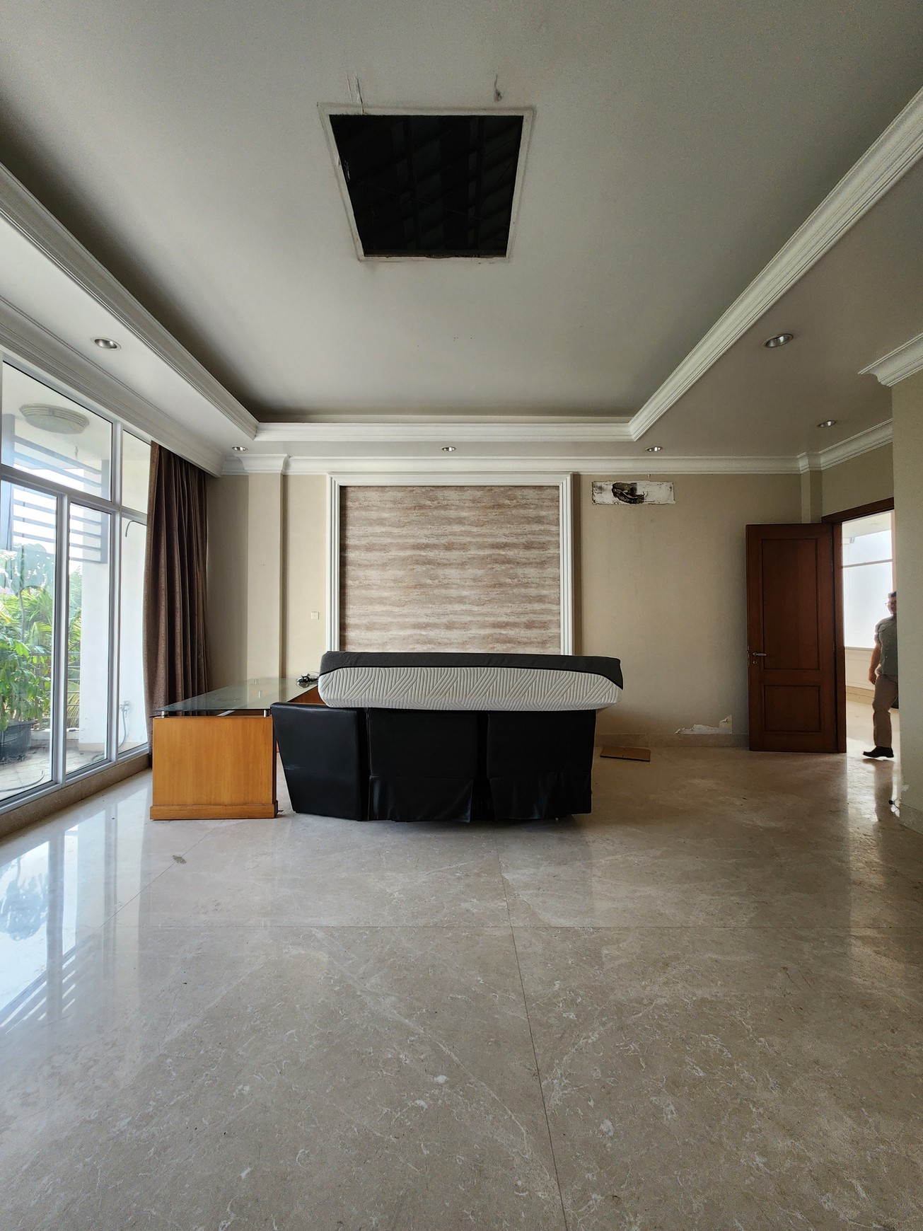 DIJUAL RUMAH 2 LANTAI SUPER LUAS DI KINTAMANI RAYA - KELAPA GADING BARAT, JAKARTA UTARA