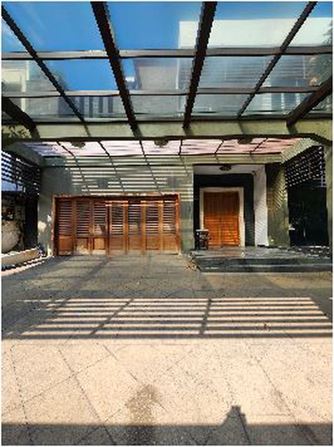 DIJUAL RUMAH 2 LANTAI SUPER LUAS DI KINTAMANI RAYA - KELAPA GADING BARAT, JAKARTA UTARA