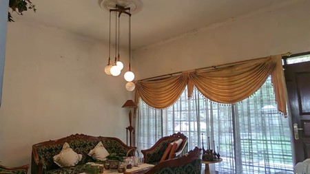 Di jual Rumah lama  di Jl Jati Indah  Pangkalan Jati - Cinere