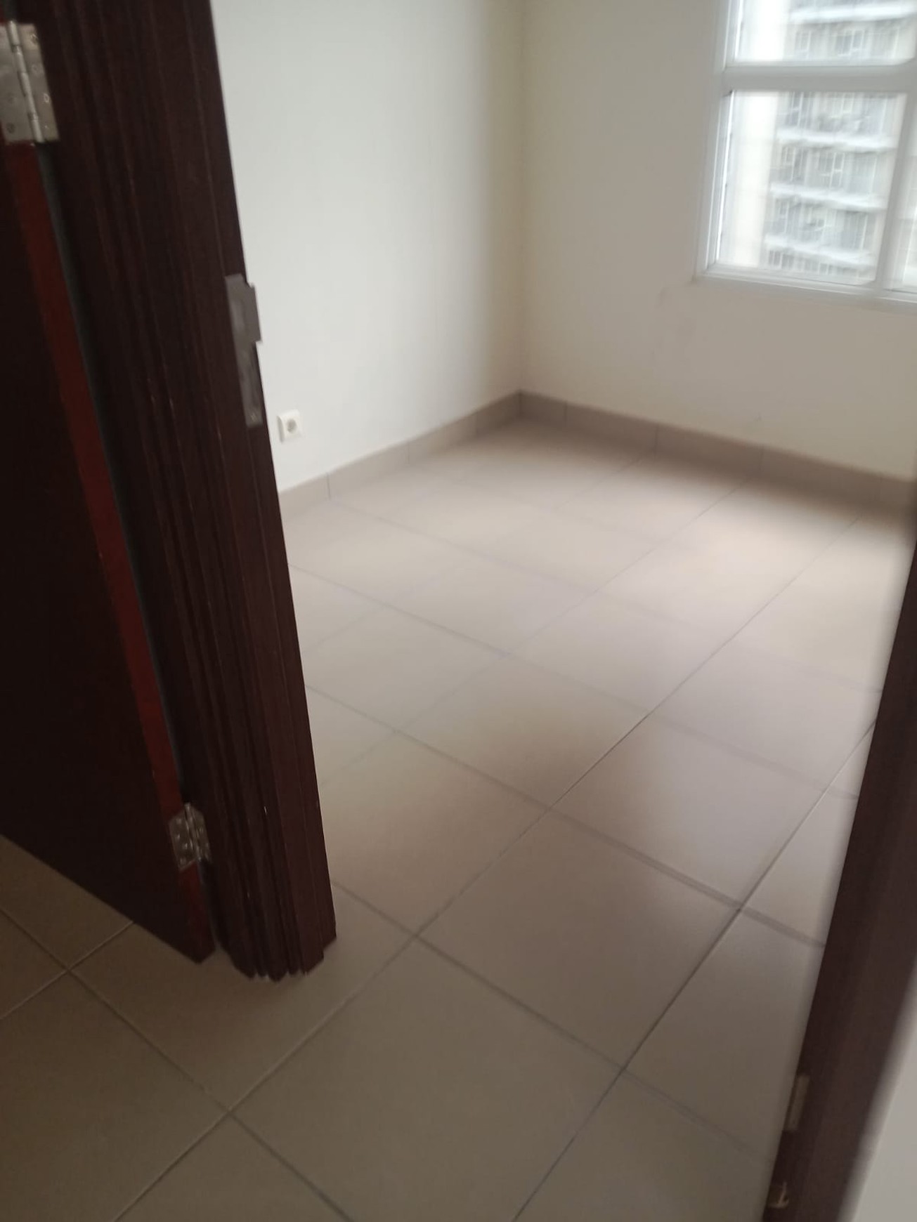 HOT SALE Apartemen Saveria 2BR di Kawasan BSD City dijual dengan Harga menarik 