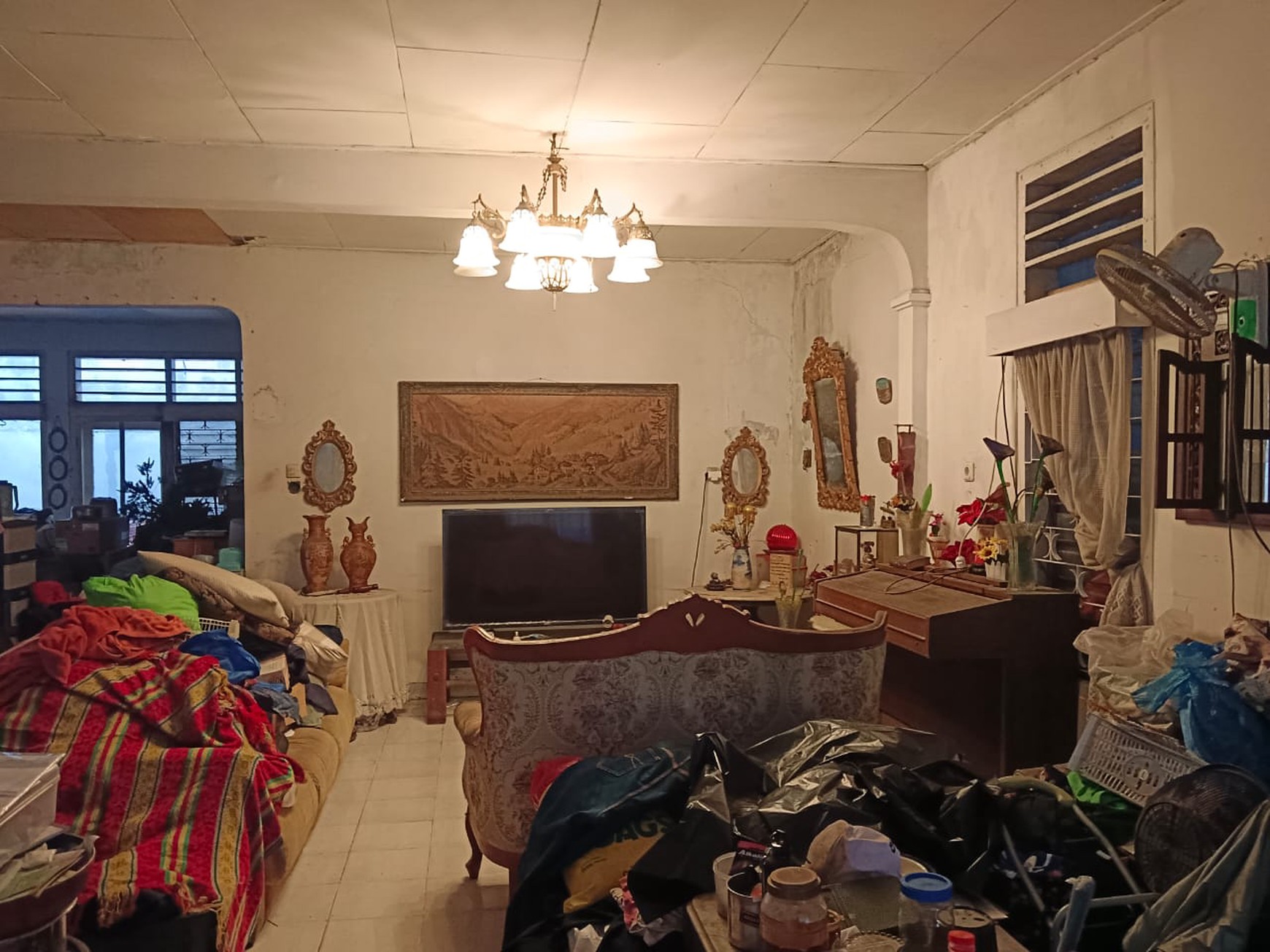 Di jual Rumah Siap Huni Lokasi di Jl Lemigas Cipulir - Grogol Selatan Kec.Kebayoran Lama Jakarta Selatan