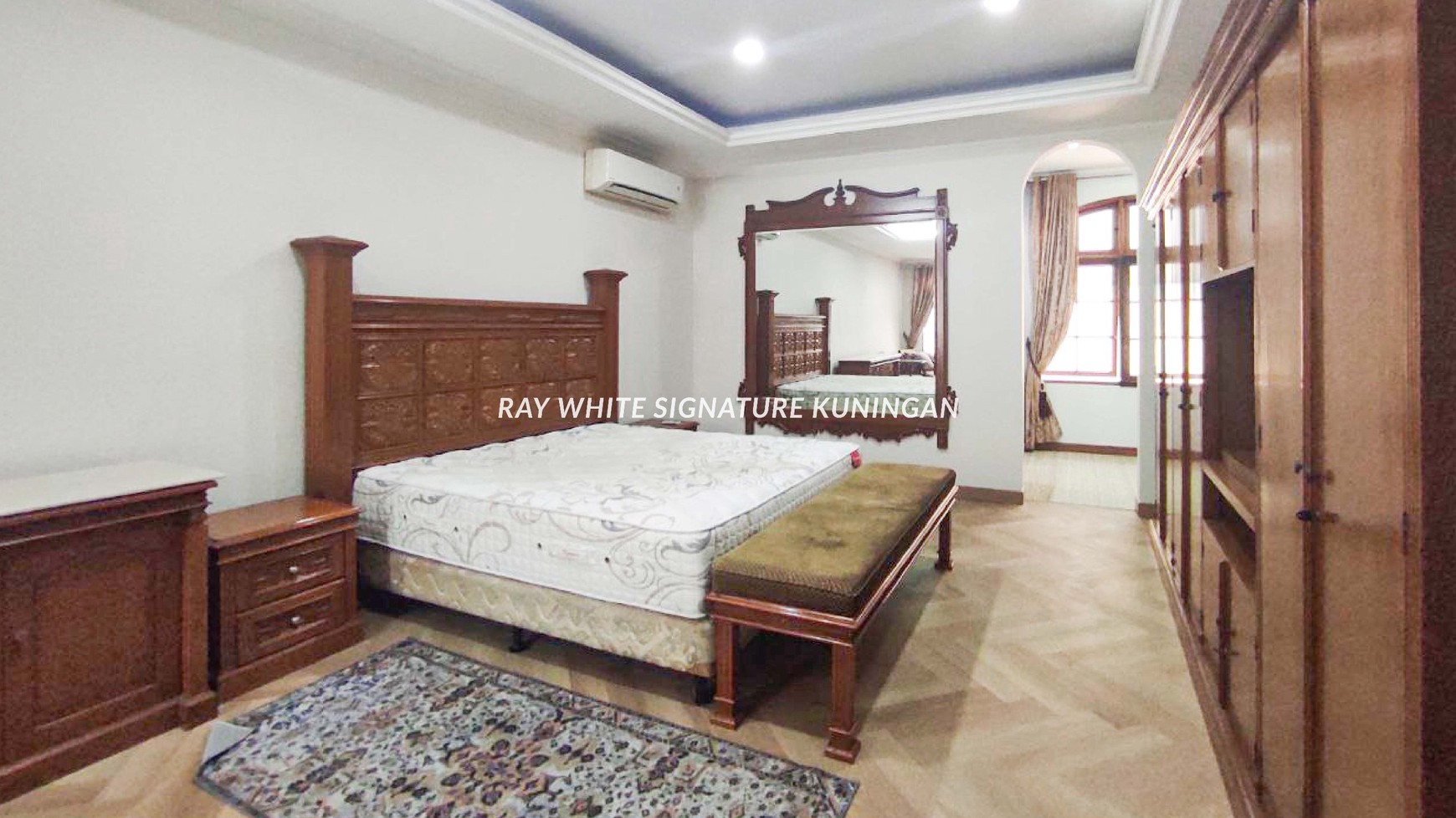 Luxury Home for Rent at Jl Blitar Menteng