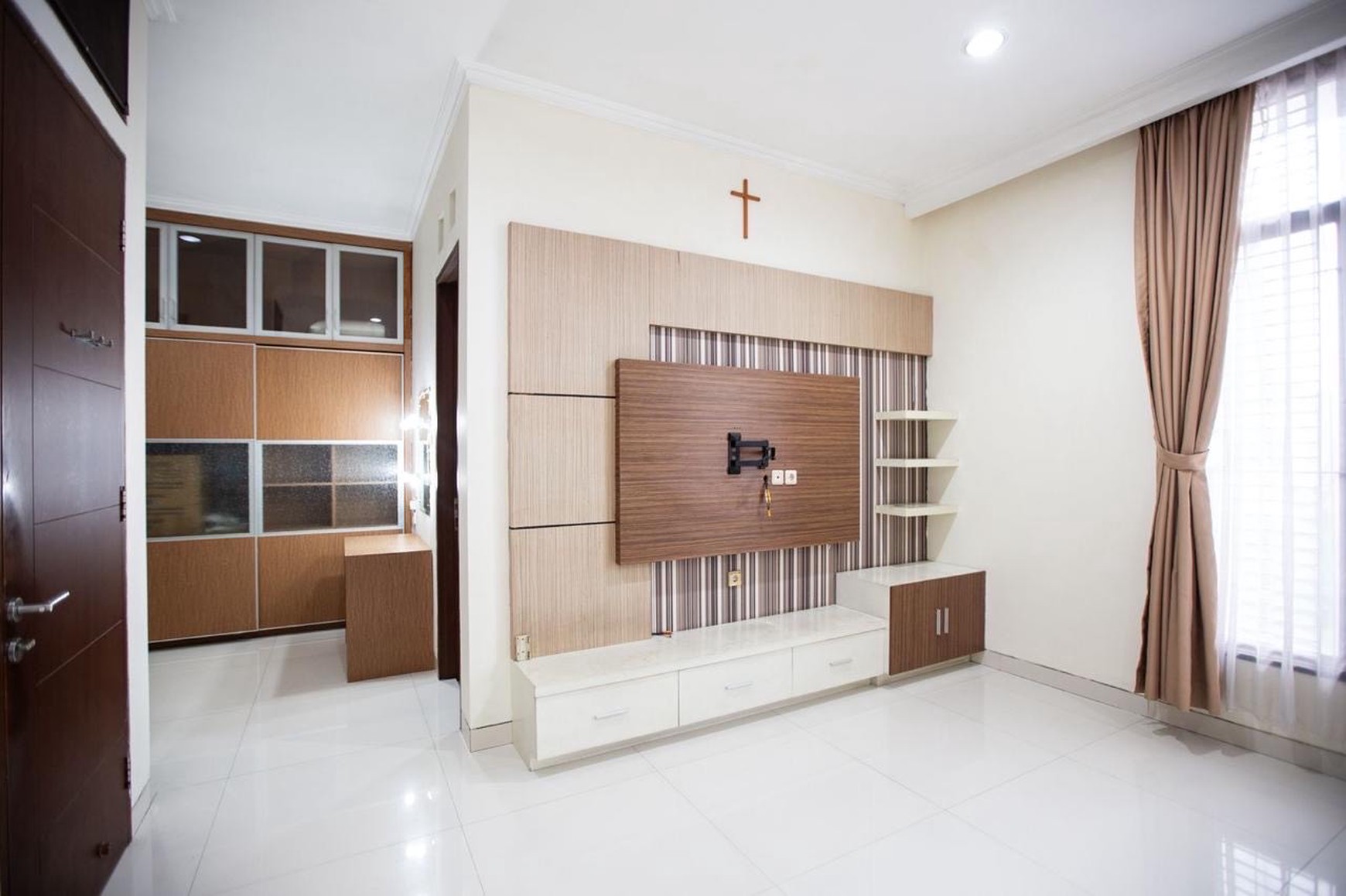 Rumah Kayu Putih Utara, Pulo Gadung