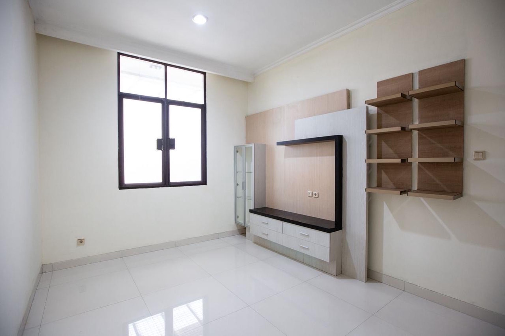 Rumah Kayu Putih Utara, Pulo Gadung