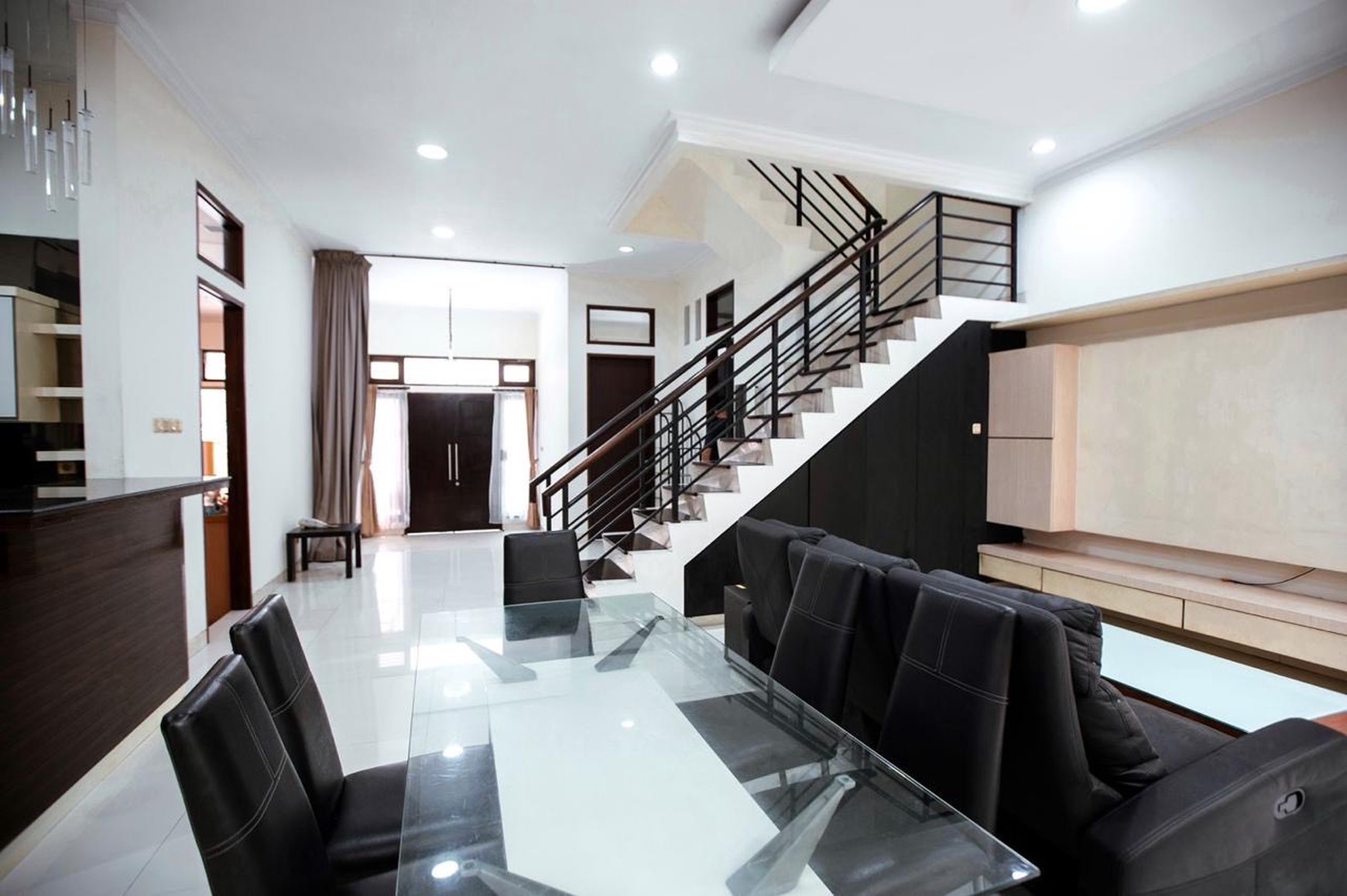 Rumah Kayu Putih Utara, Pulo Gadung