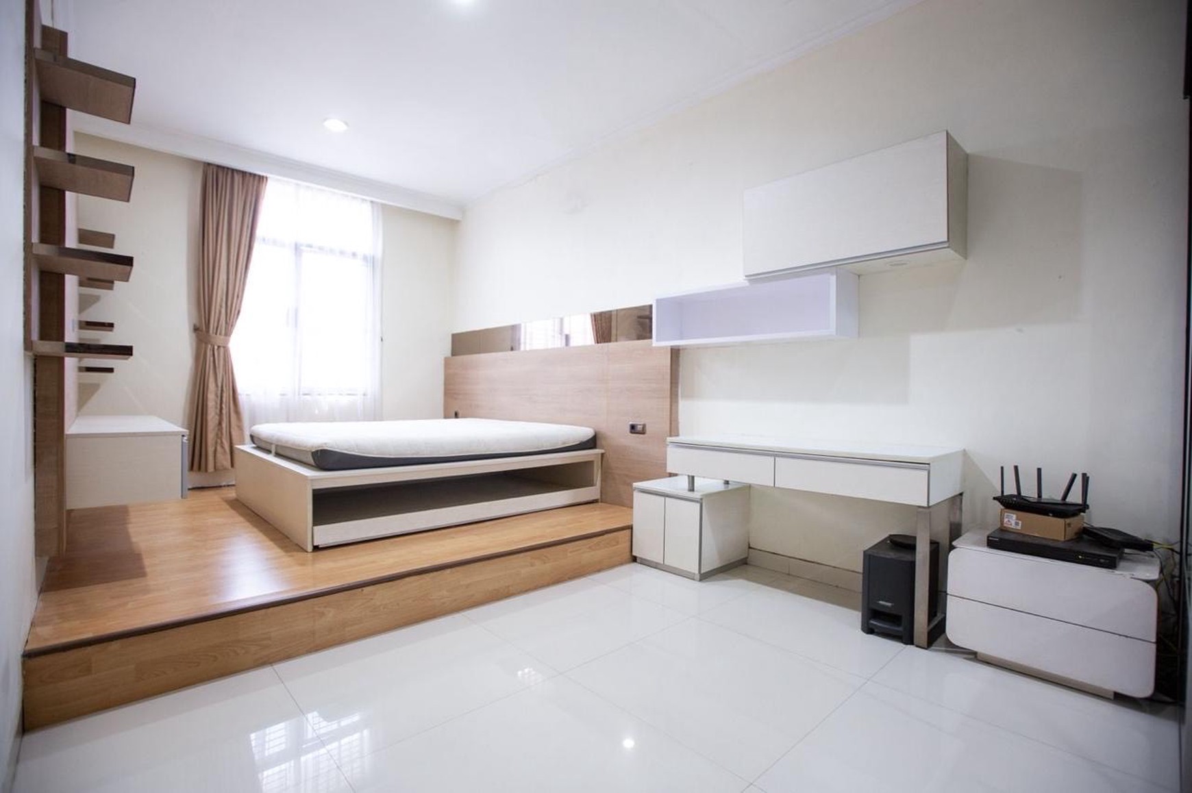 Rumah Kayu Putih Utara, Pulo Gadung