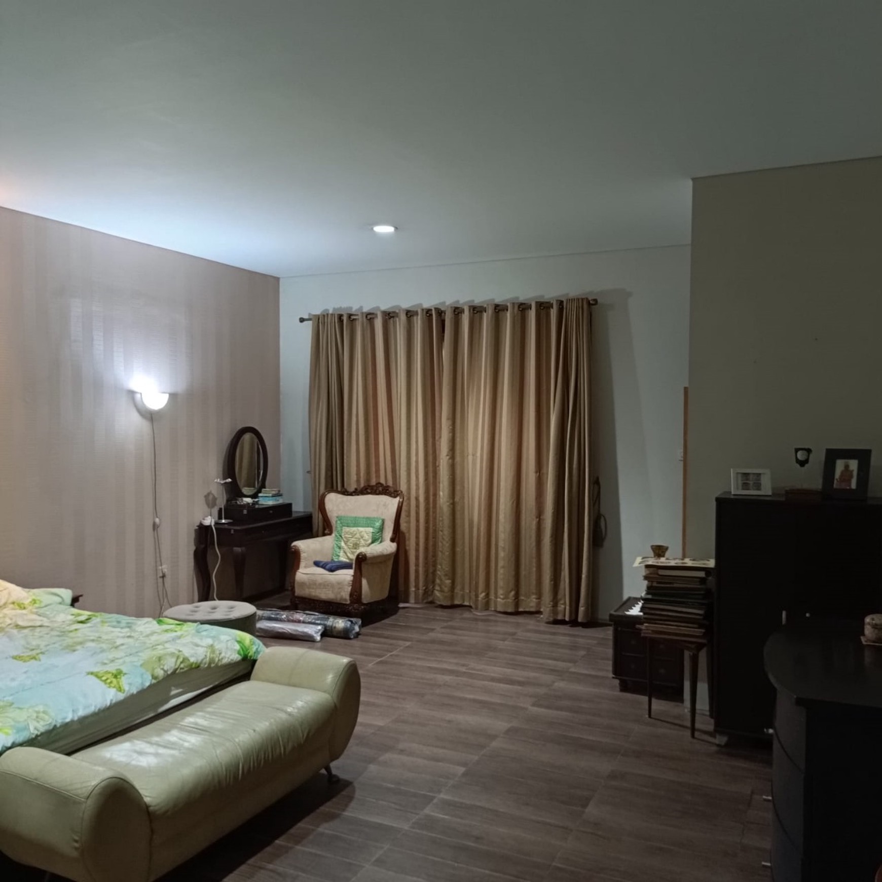 Rumah Bagus 2 Lantai di Puri Padi-Padi Housing Complex Jl Baitis Salmah Sawah Baru Ciputat Tangerang Selatan