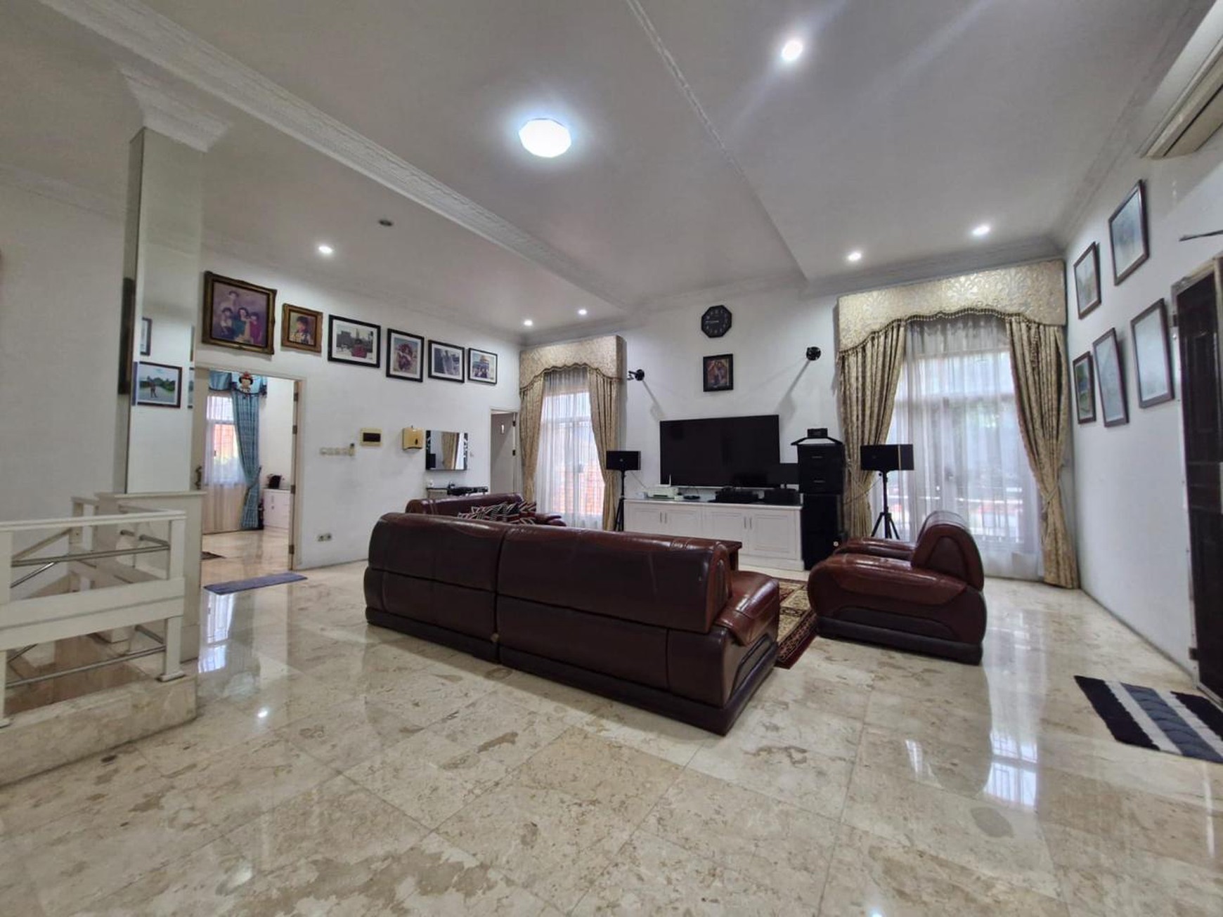 Di jual Rumah di Jl Jamblang Pejaten Jati Padang - Pasar Minggu Jakarta Selatan