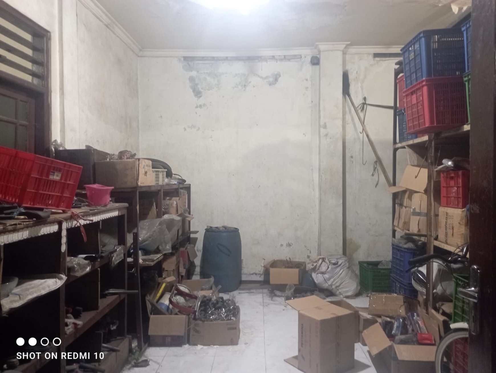 Ruko 3 Lantai Lokasi Strategis di Jalan Wahid Hasyim Ngampilan Yogyakarta 