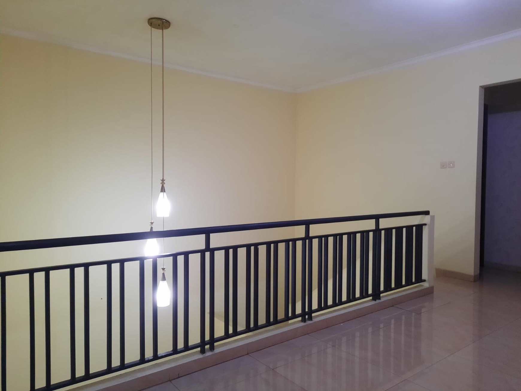 Rumah 2 Lantai SHM di Bintaro Sektor 6 dalam Lingkungan Asri dan Nyaman