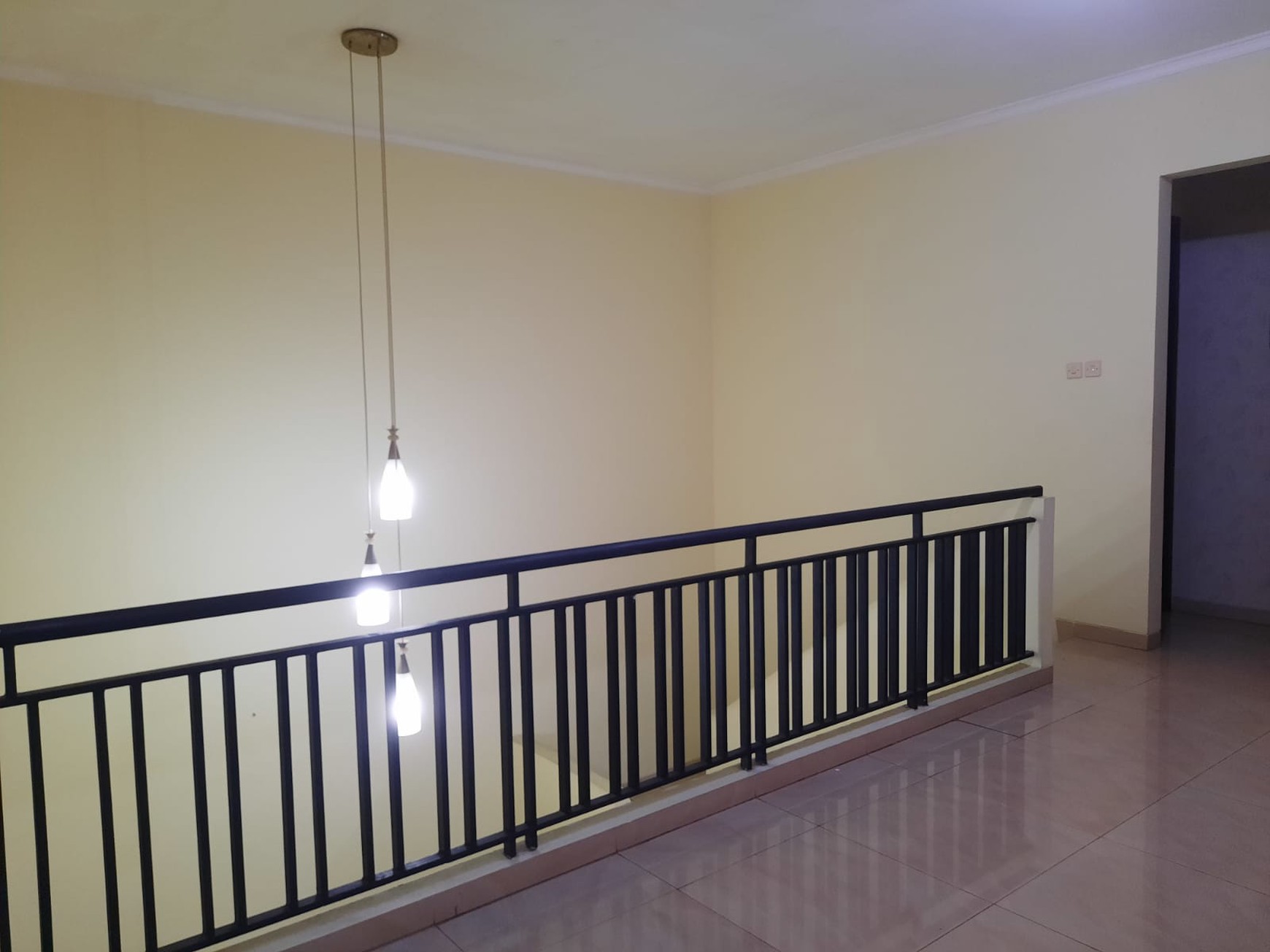 Rumah 2 Lantai SHM di Bintaro Sektor 6 dalam Lingkungan Asri dan Nyaman