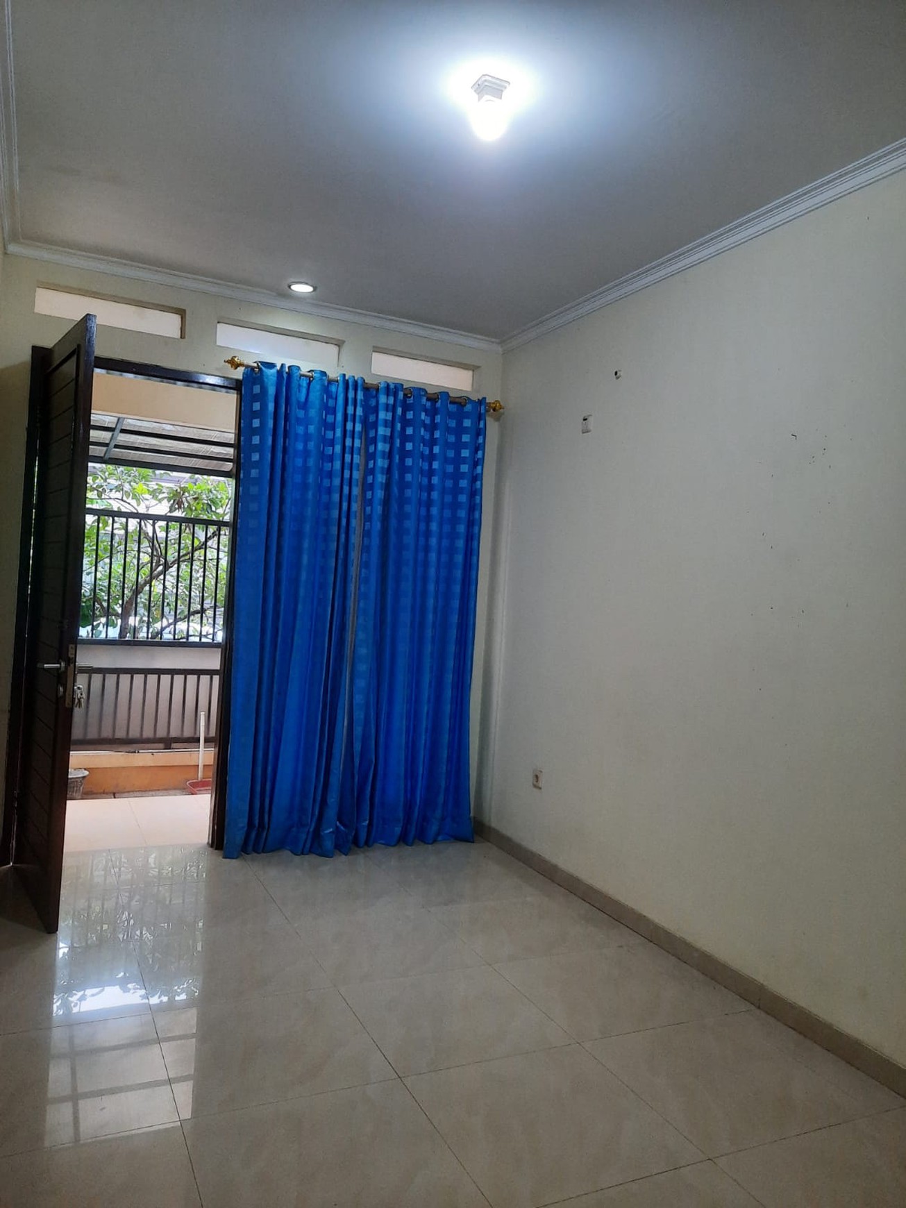 Rumah 2 Lantai SHM di Bintaro Sektor 6 dalam Lingkungan Asri dan Nyaman