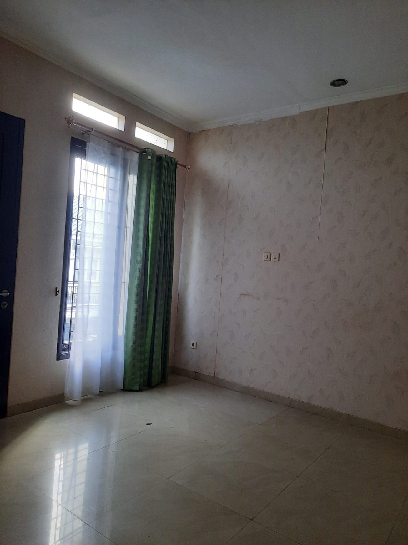 Rumah 2 Lantai SHM di Bintaro Sektor 6 dalam Lingkungan Asri dan Nyaman