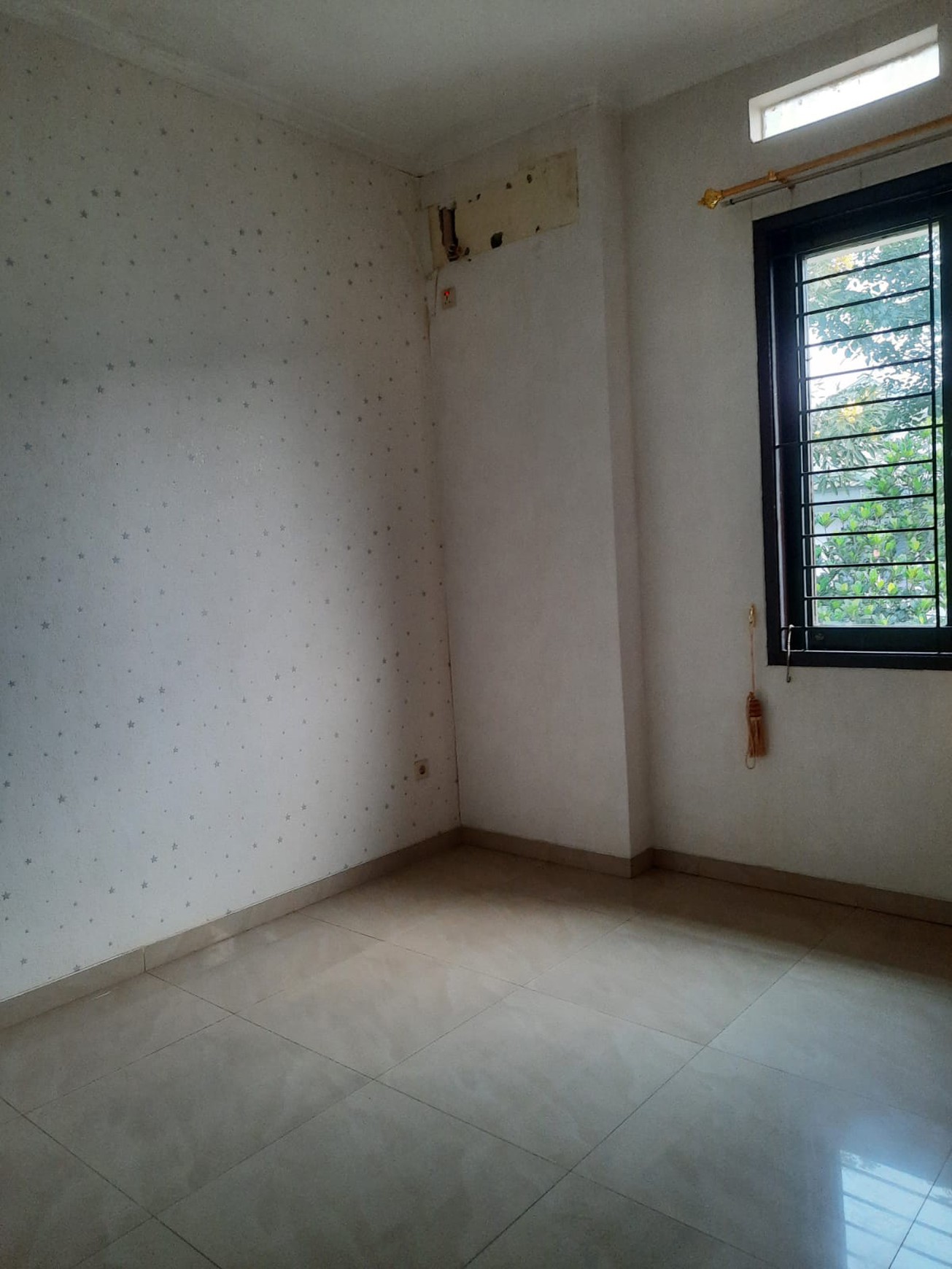 Rumah 2 Lantai SHM di Bintaro Sektor 6 dalam Lingkungan Asri dan Nyaman