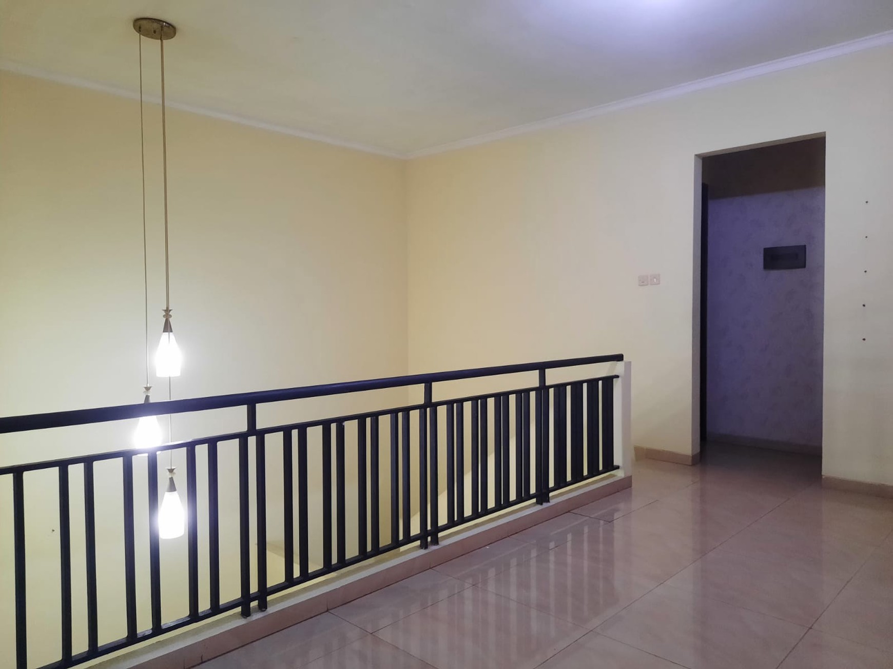 Rumah 2 Lantai SHM di Bintaro Sektor 6 dalam Lingkungan Asri dan Nyaman