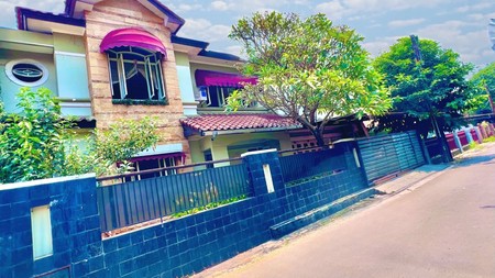 Rumah Bagus Terawat, Semi Furnished, Siap huni di Jakarta Pusat