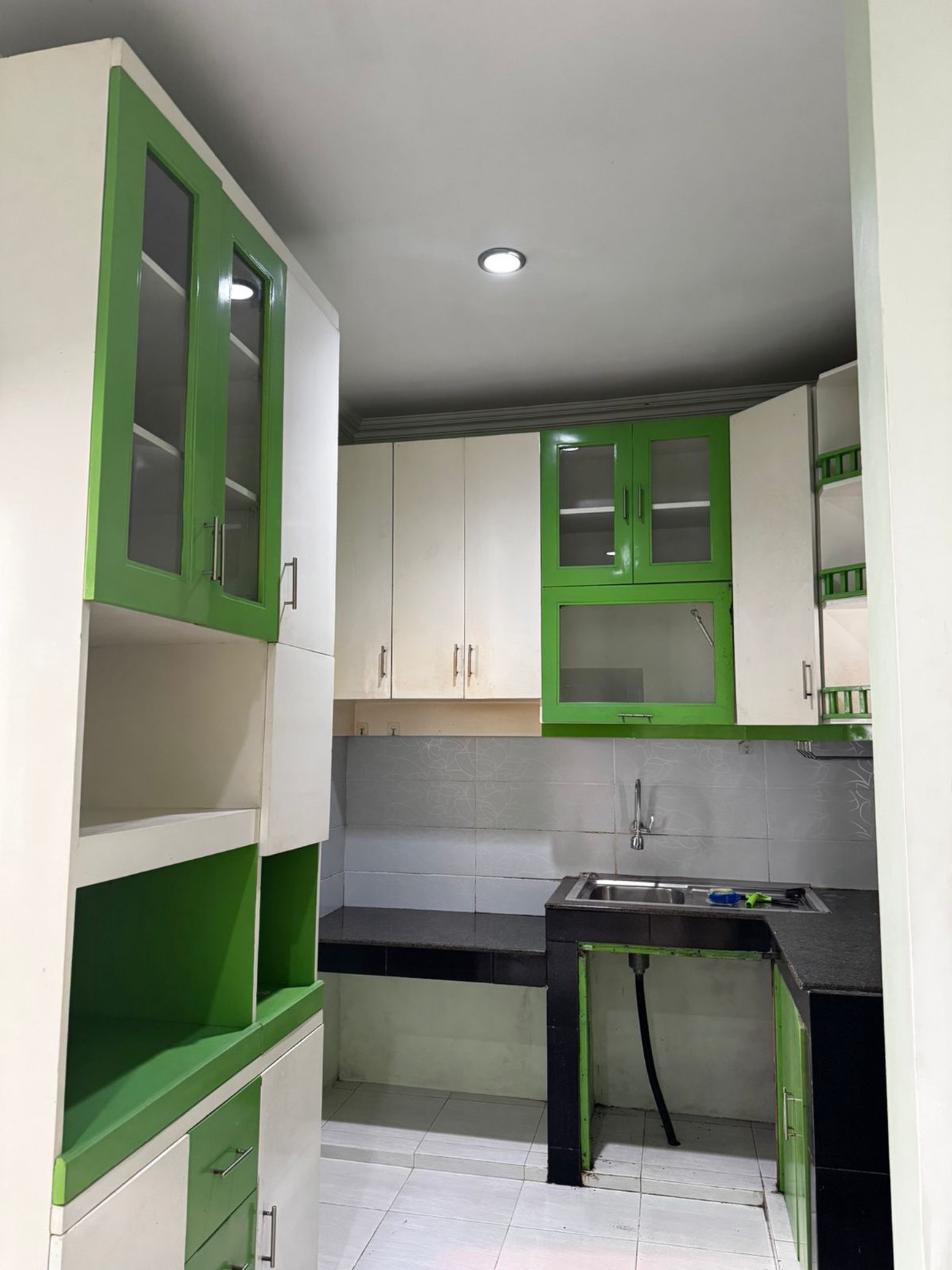 Disewakan Rumah Tinggal SeminFurnish dalam Perum Fasco Mansion Ngaglik Sleman 