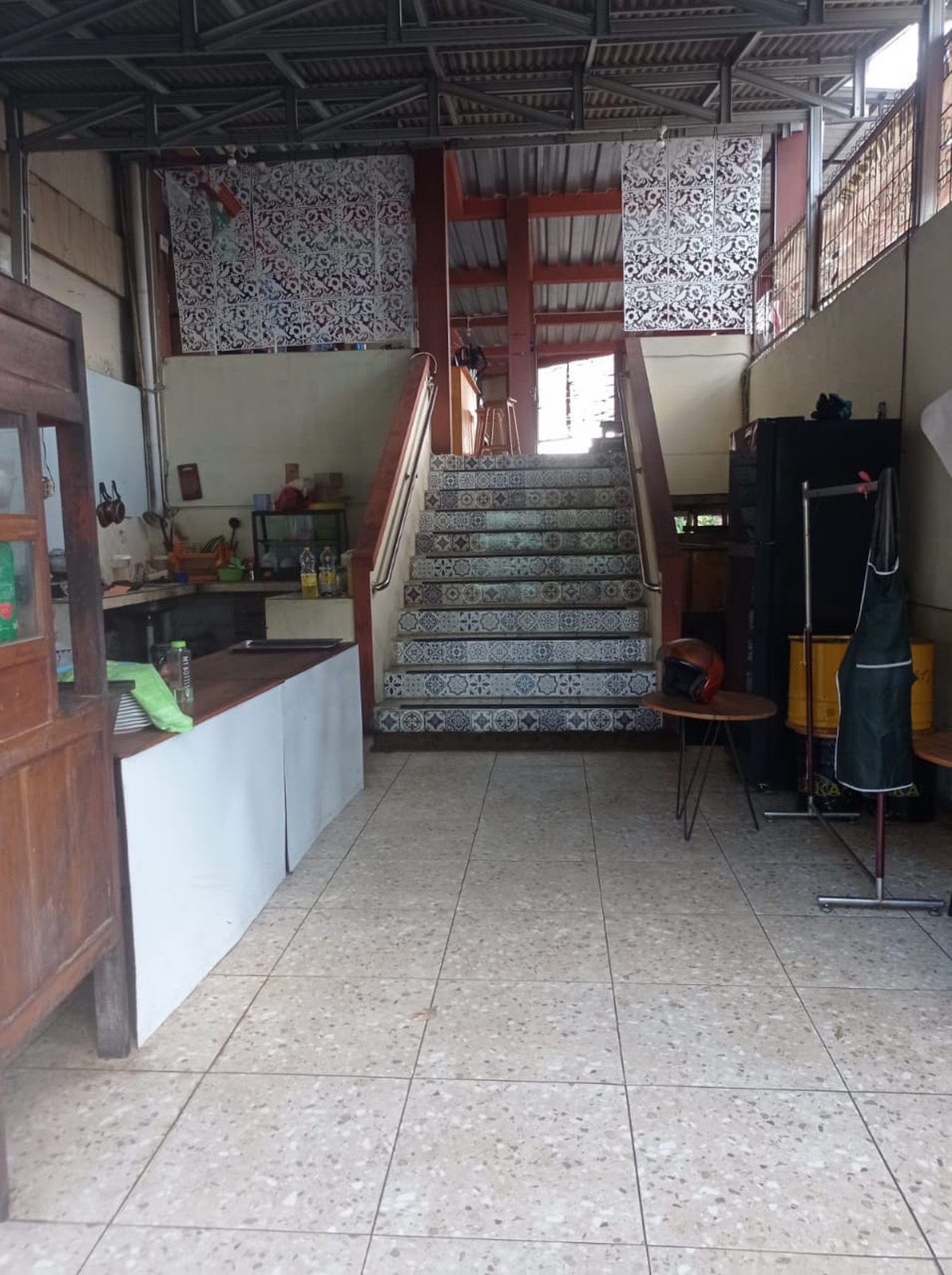 Ruko 4 Lantai Cocok Untuk Usaha Lokasi di Kawasan Bisnis Kota Magelang 