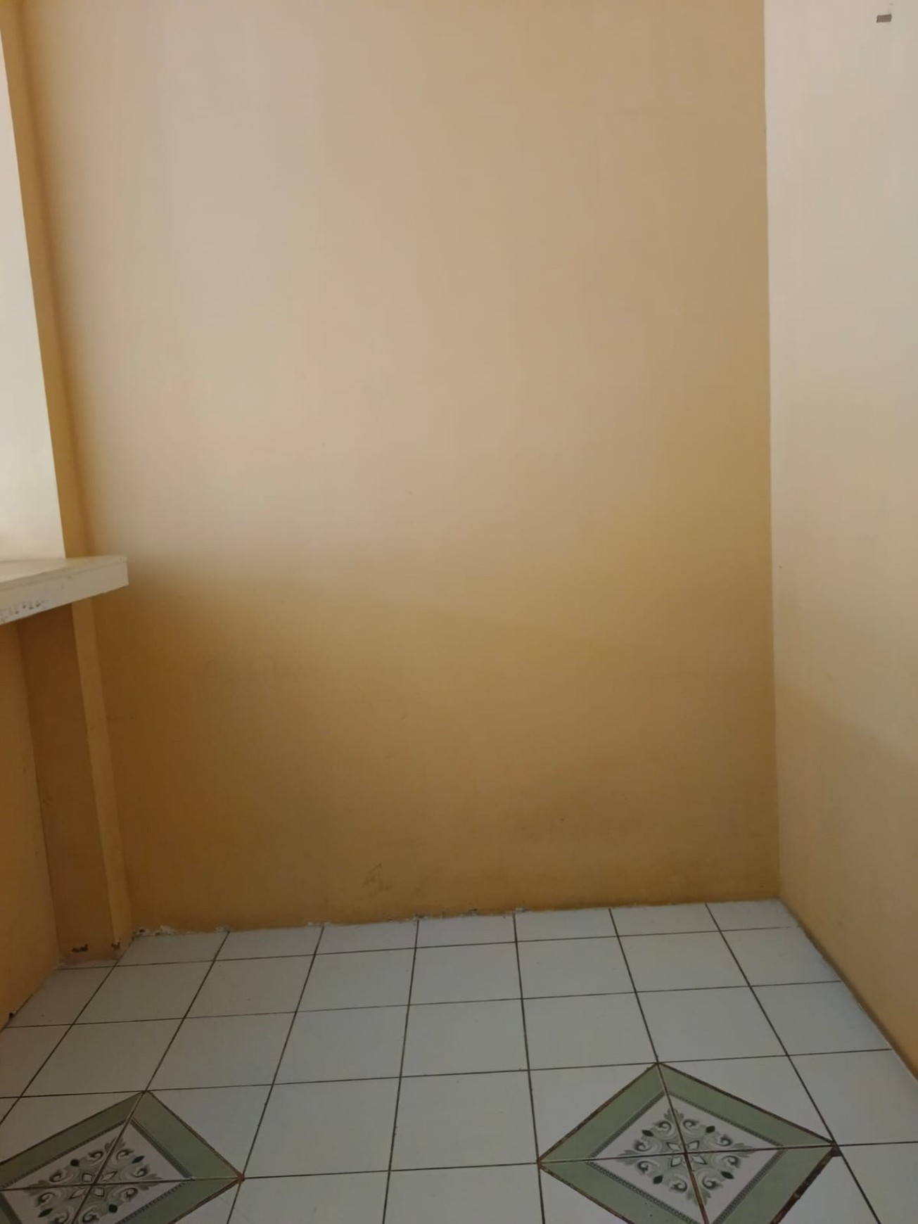 Dijual rumah di JL. Palem raya - Perum karawaci Tangerang
