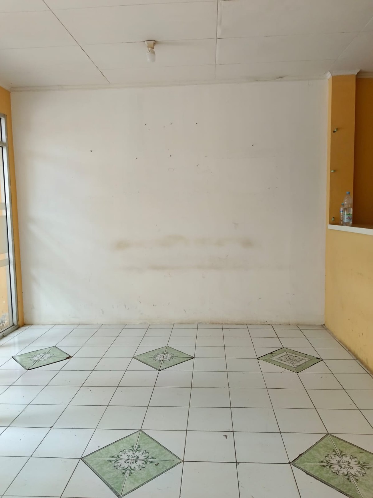 Dijual rumah di JL. Palem raya - Perum karawaci Tangerang