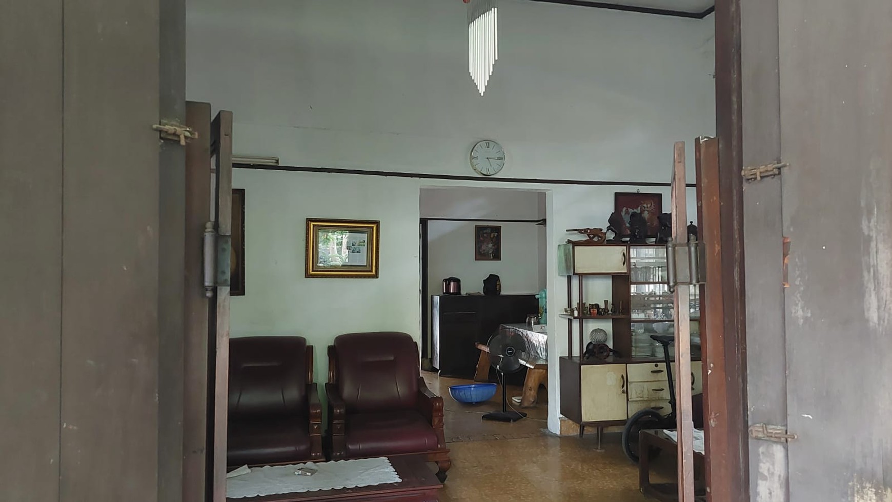 JL. padang - manggarai - Jakarta Selatan 