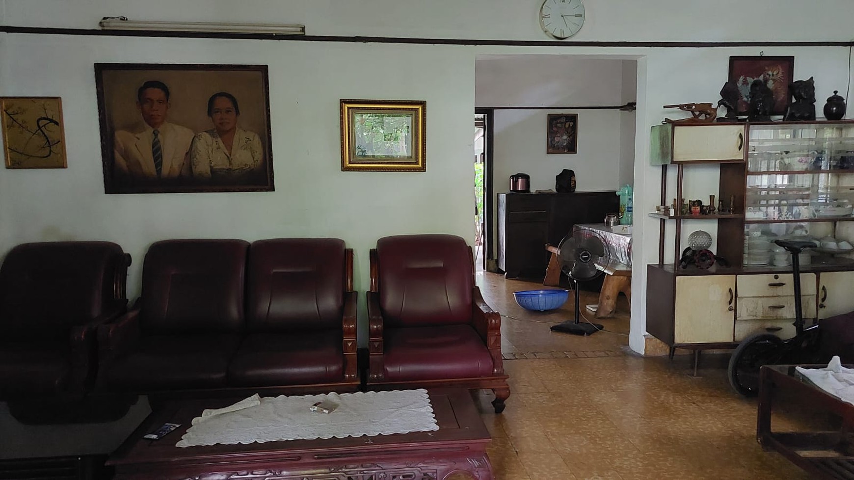 JL. padang - manggarai - Jakarta Selatan 