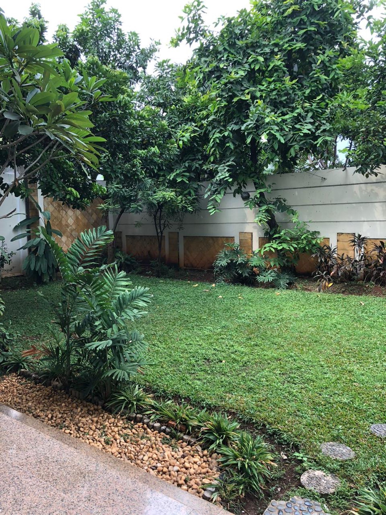DIJUAL RUMAH JALAN CIPETE JAKARTA SELATAN