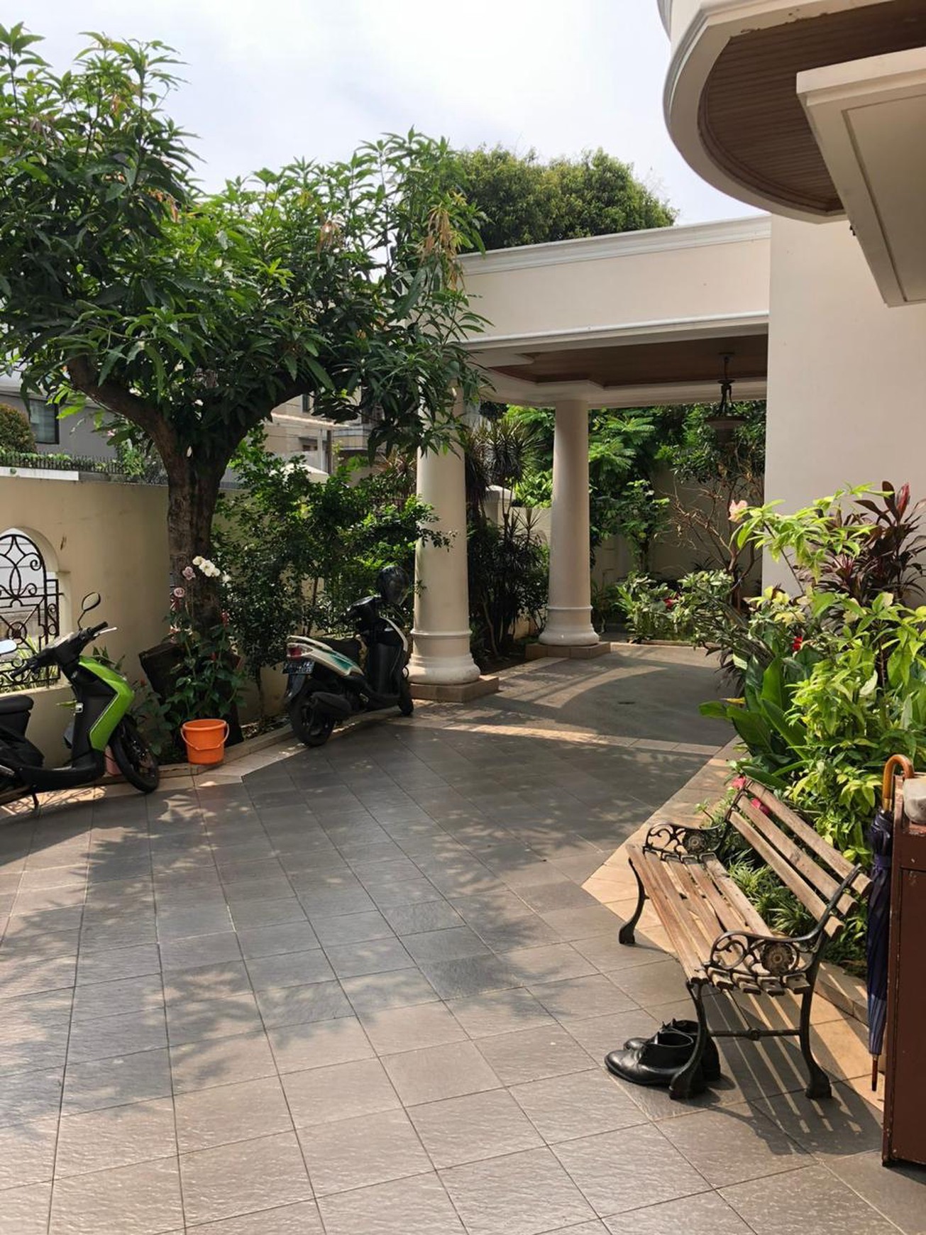 DIJUAL RUMAH JALAN CIPETE JAKARTA SELATAN