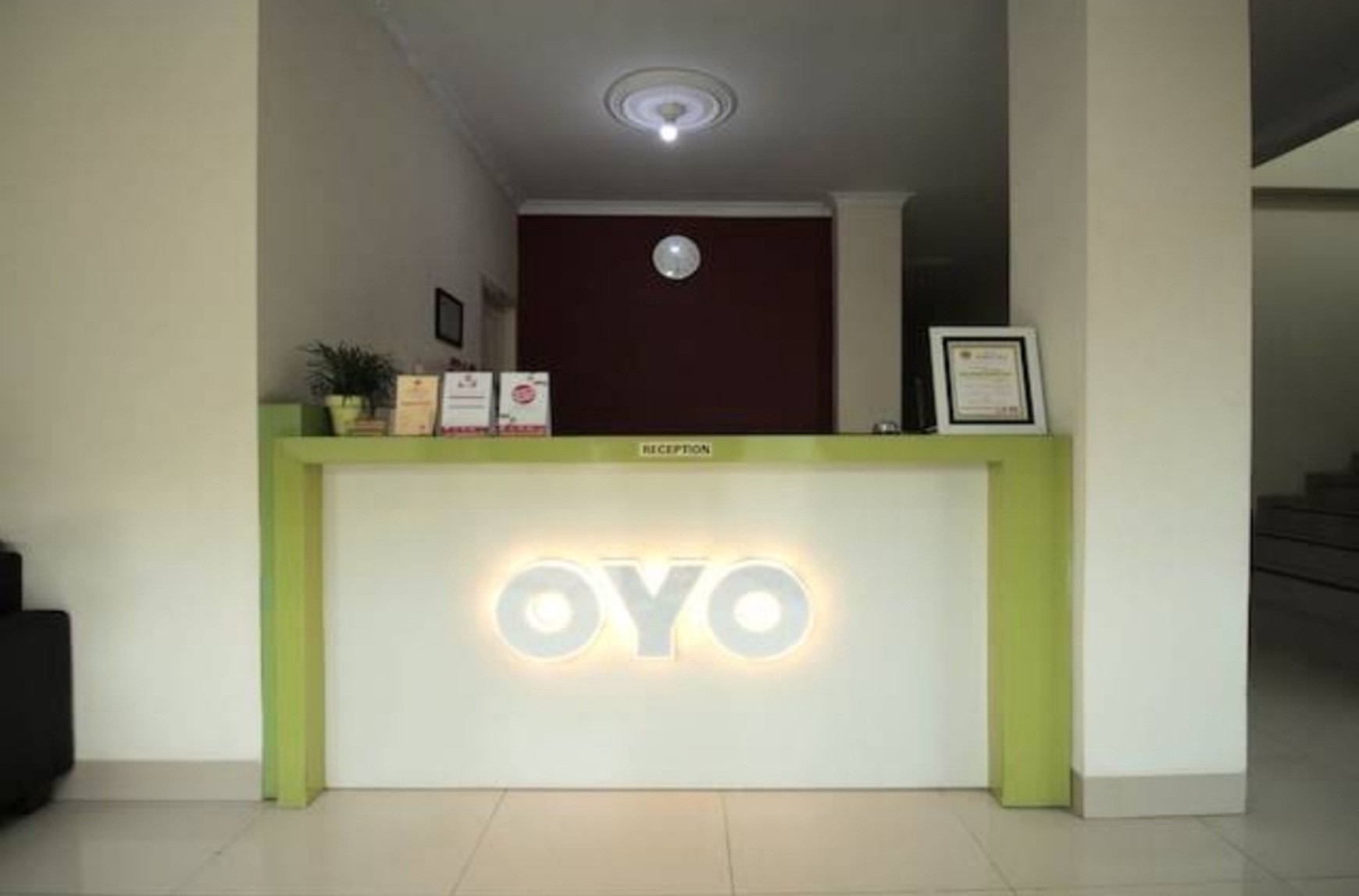 Dijual Hotel atau Red Doorz di tengah kota Bandar Lampung