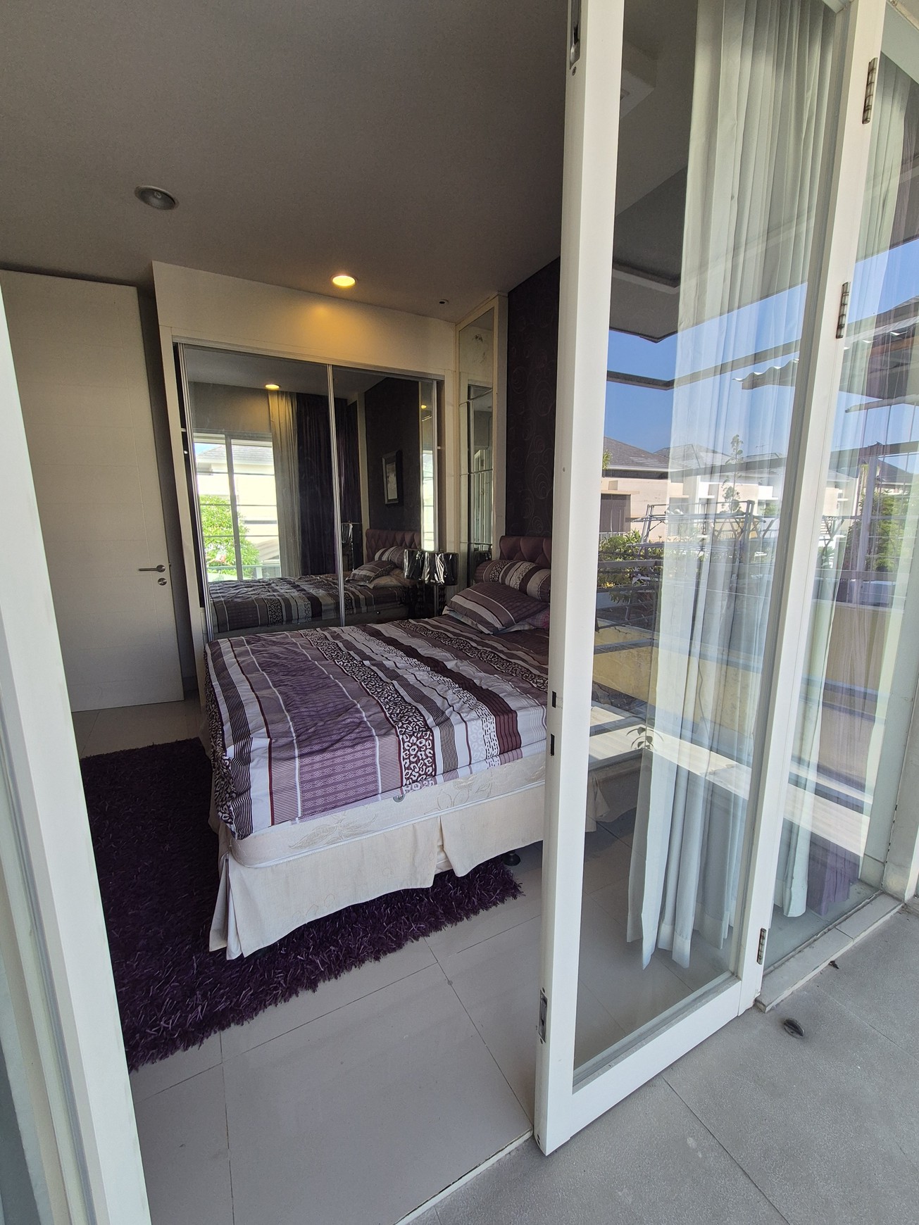 DIJUAL RUMAH MODERN MINIMALIS SIAP HUNI MALIBU BEACH, PAKUWON CITY