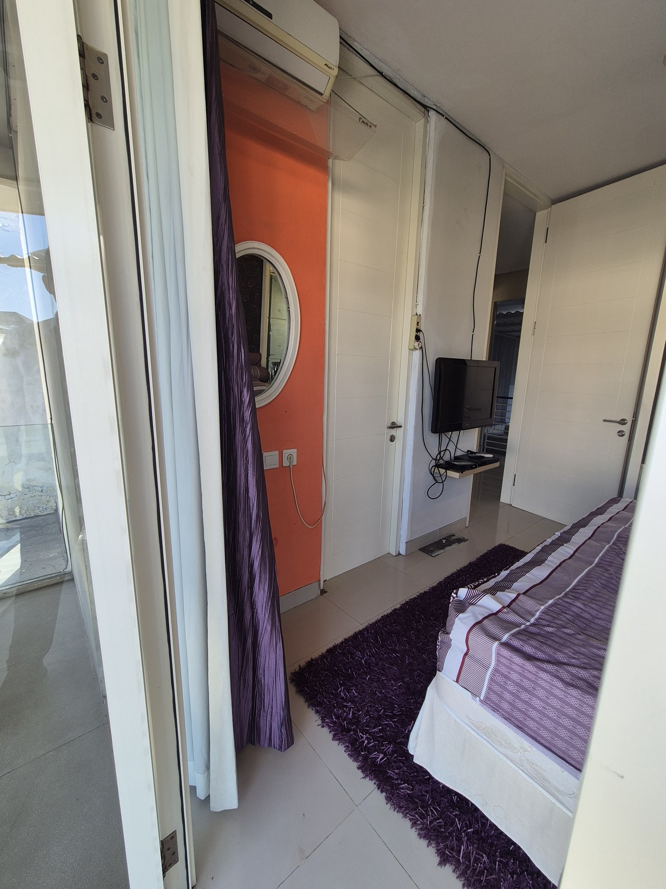 DIJUAL RUMAH MODERN MINIMALIS SIAP HUNI MALIBU BEACH, PAKUWON CITY