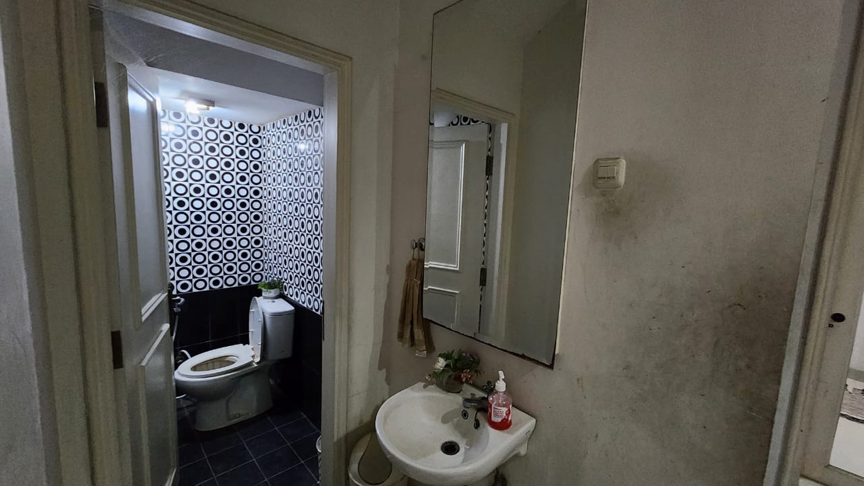 Rumah Cantik Tebet Barat Akses Jalan 2 Mobil 