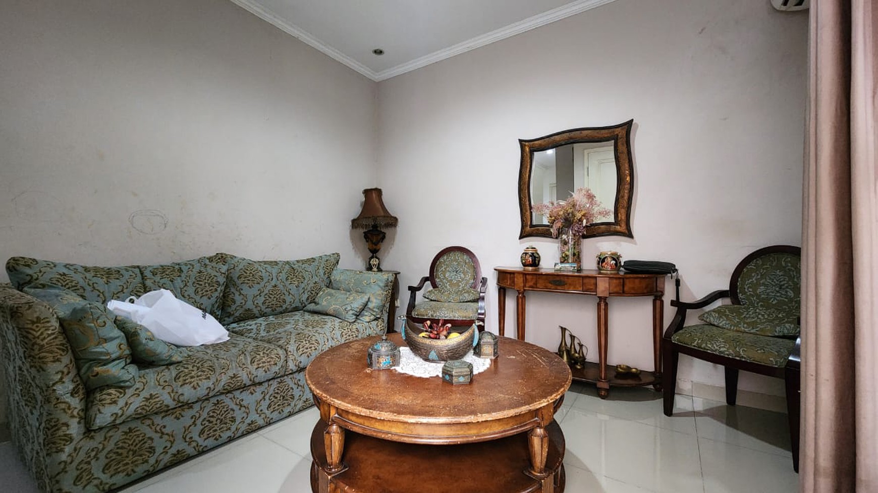 Rumah Cantik Tebet Barat Akses Jalan 2 Mobil 
