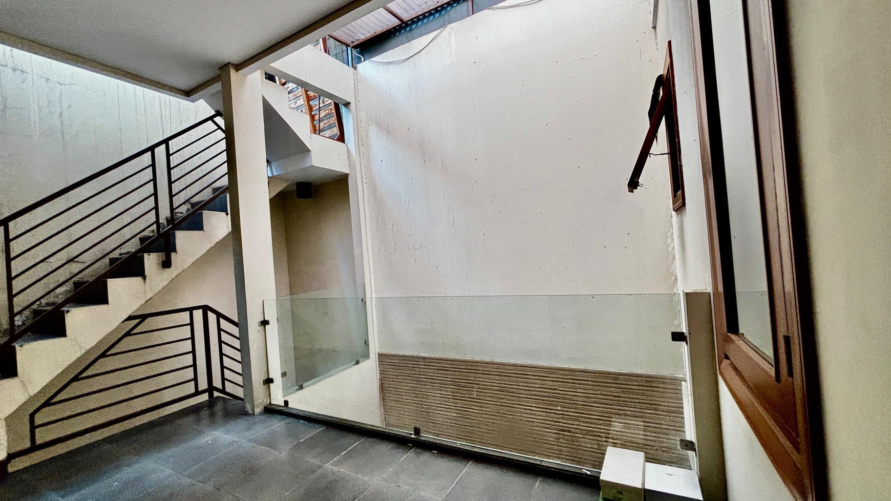 Rumah di Pondok Indah Jalan Kaki 3 Menit Ke Mall Pondok Indah 3